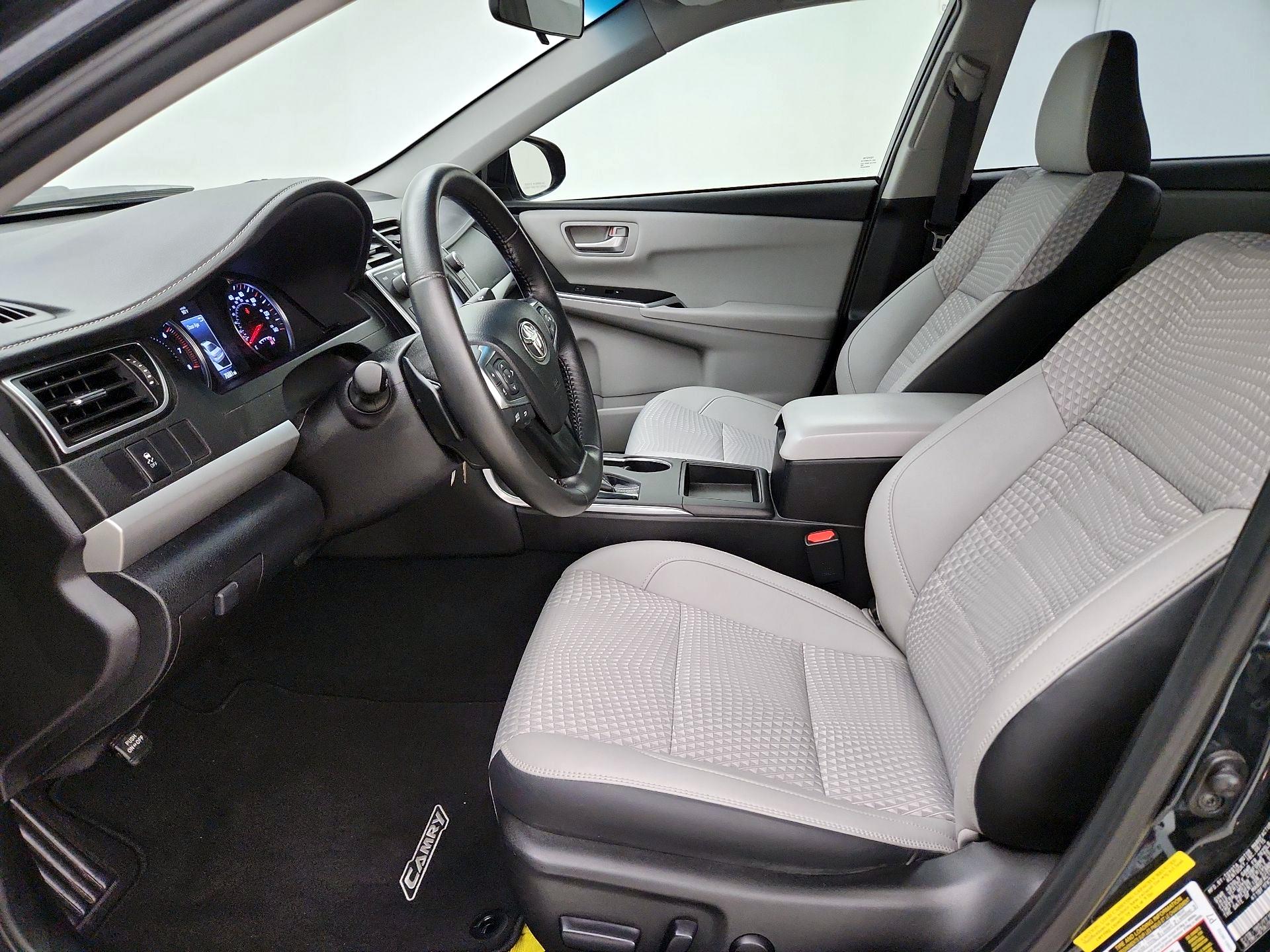 Thumbnail: 2015 Toyota Camry - 11