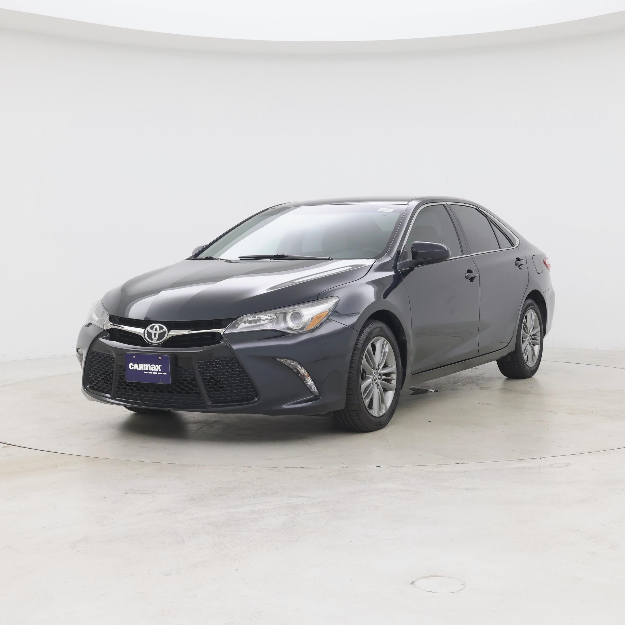 Thumbnail: 2015 Toyota Camry - 4