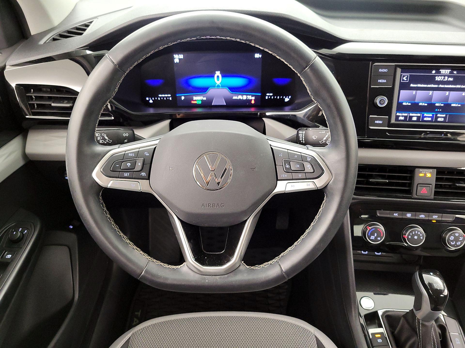 Thumbnail: 2024 Volkswagen Taos - 10