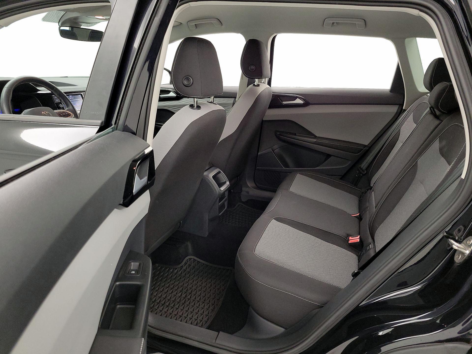 Thumbnail: 2024 Volkswagen Taos - 19