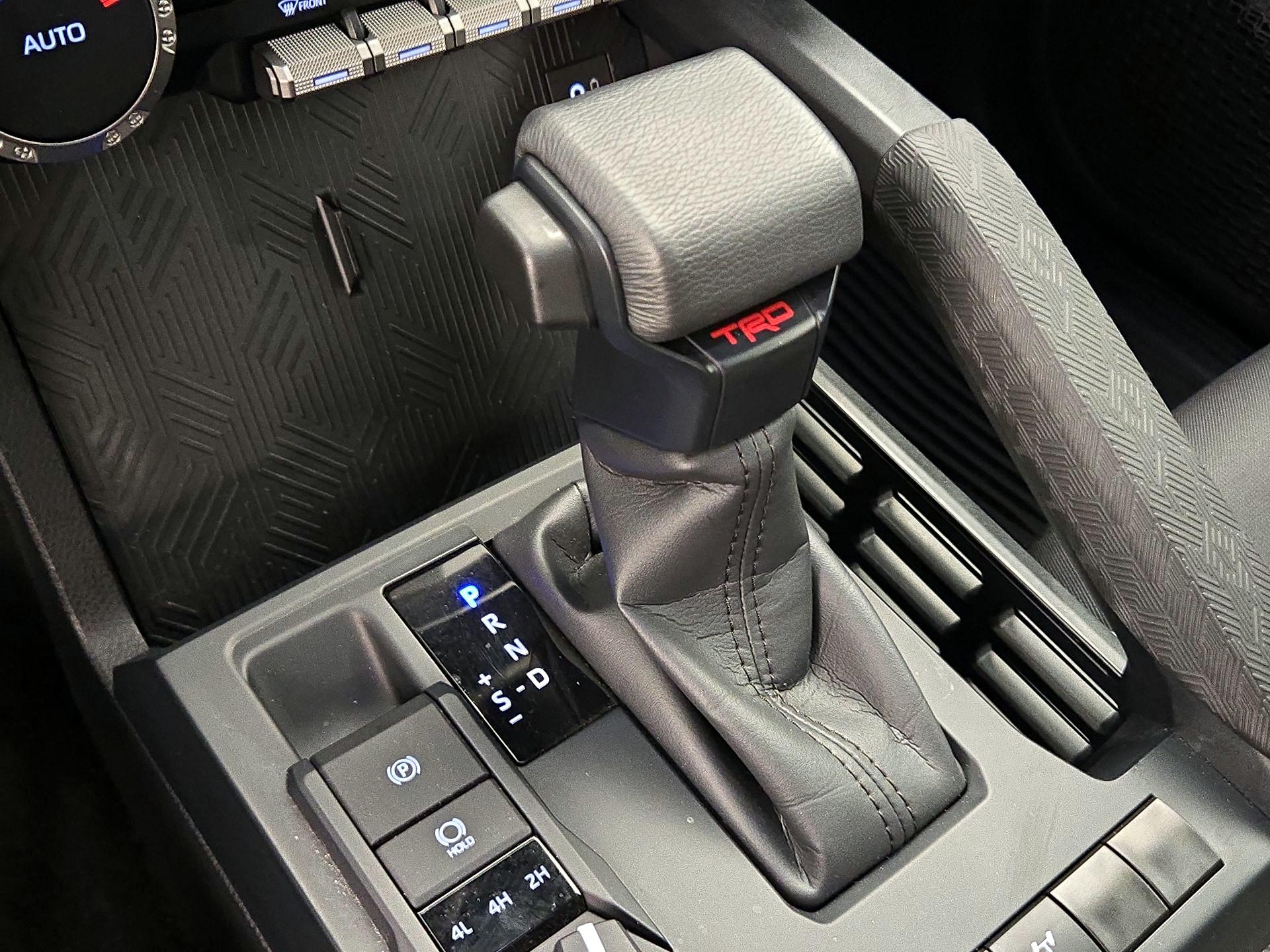 Thumbnail: 2024 Toyota Tacoma - 17
