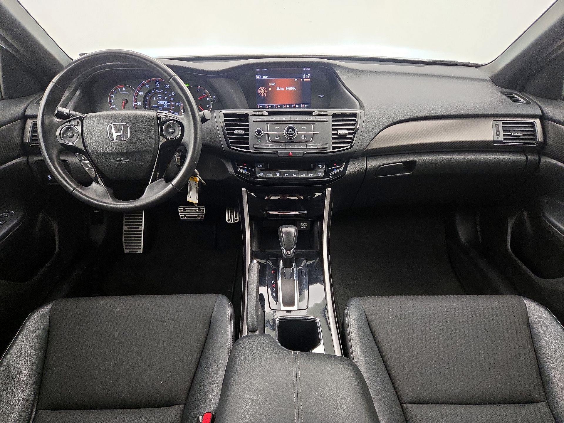 Thumbnail: 2016 Honda Accord - 9
