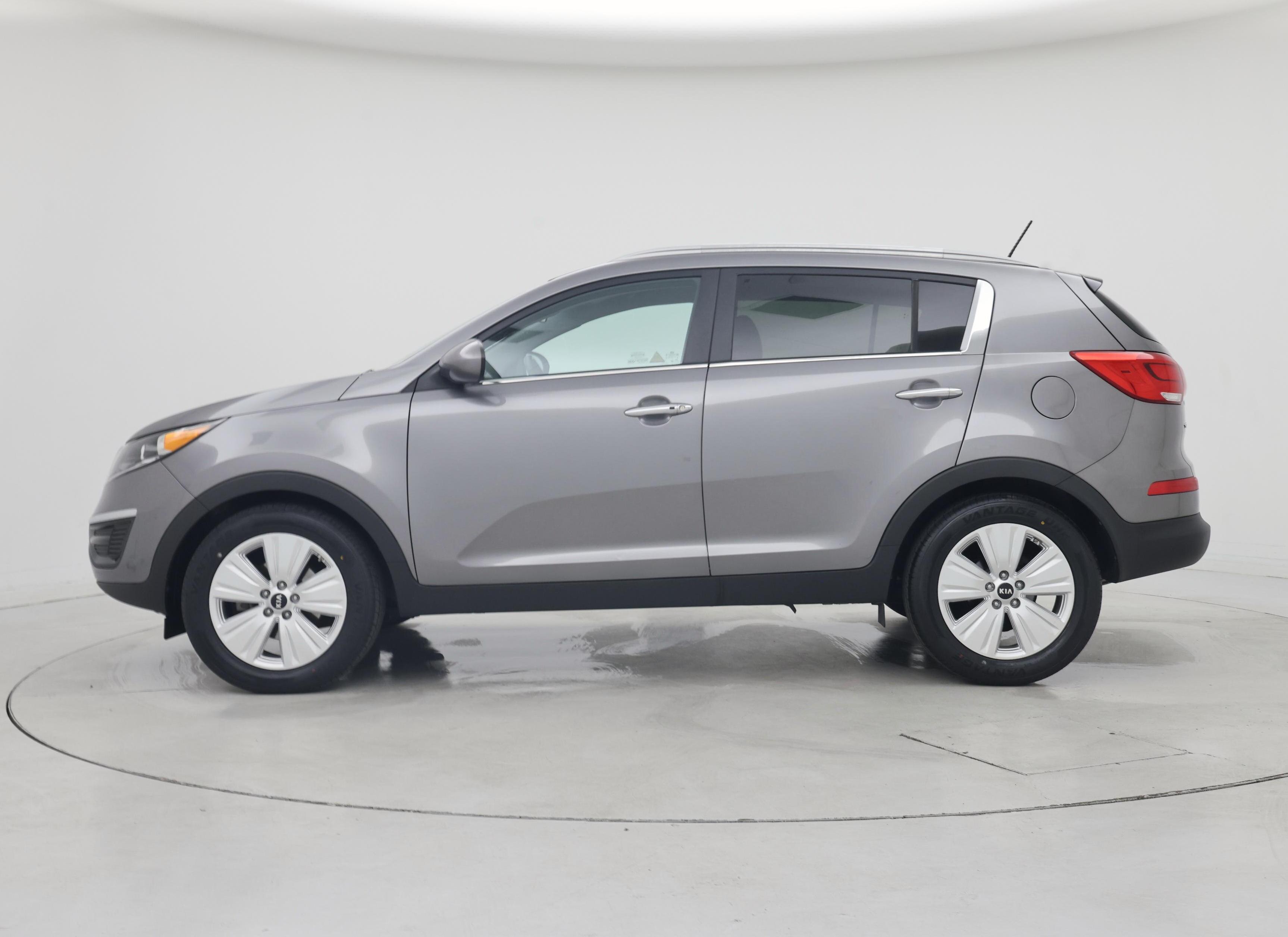 Thumbnail: 2016 Kia Sportage - 3