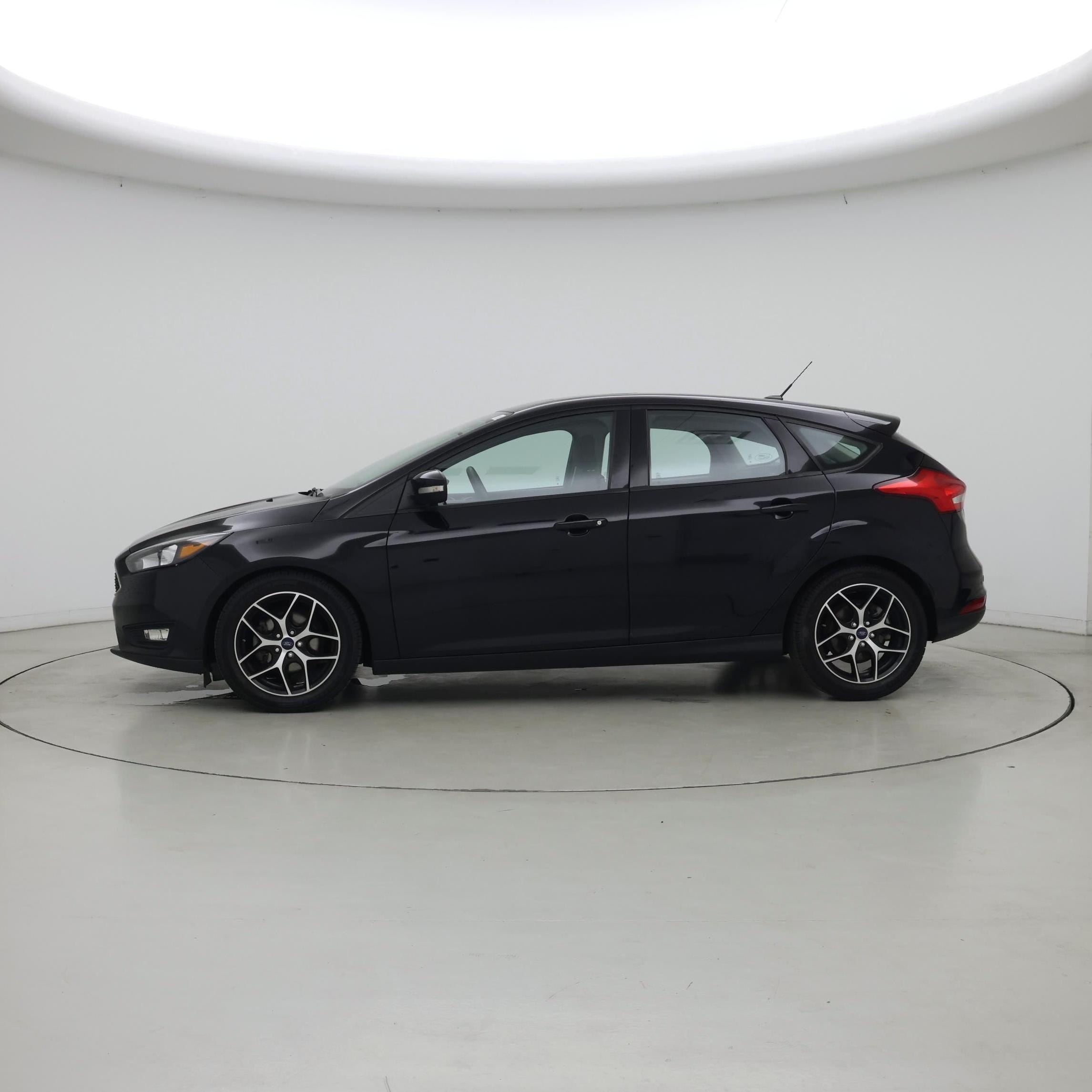 Thumbnail: 2018 Ford Focus - 3