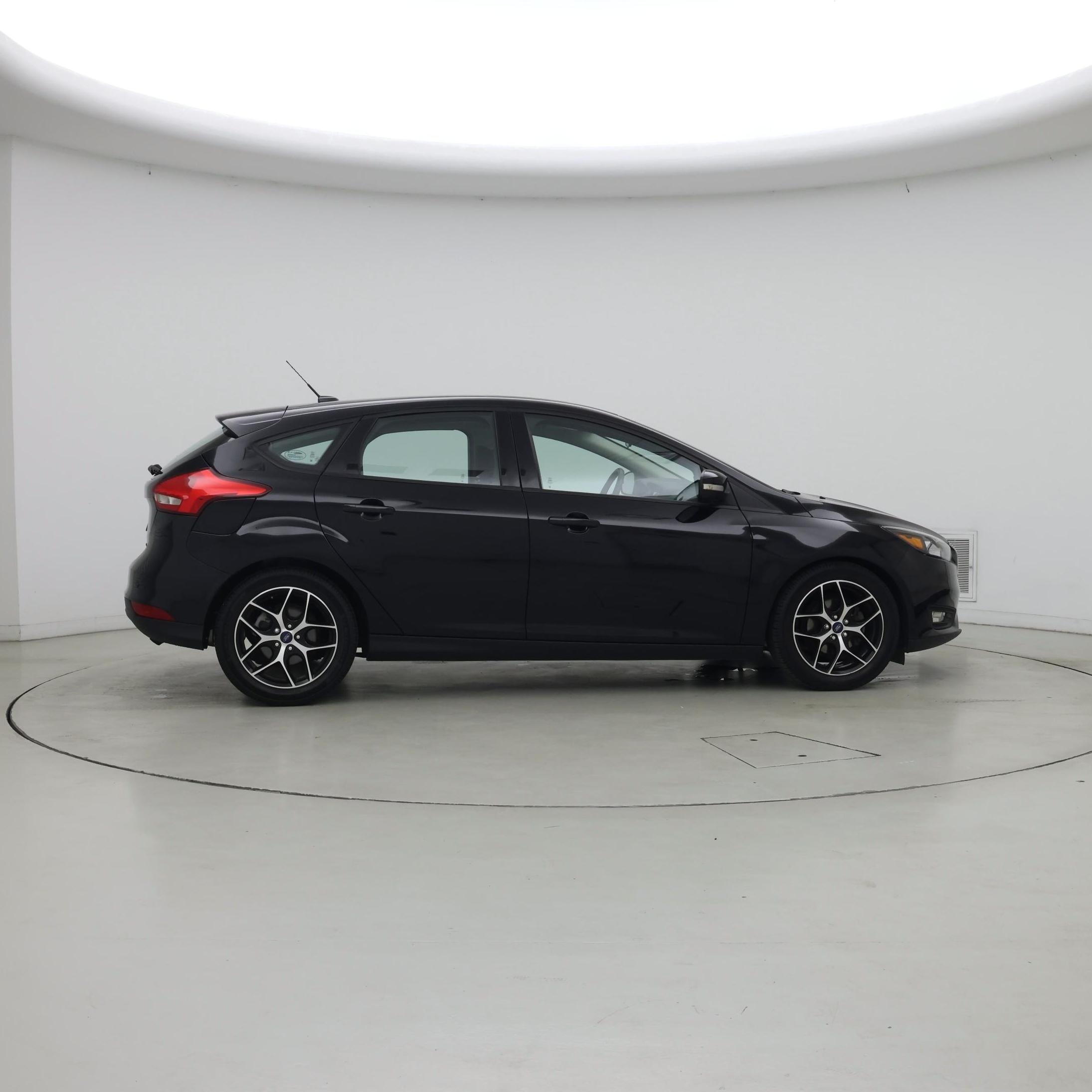 Thumbnail: 2018 Ford Focus - 7