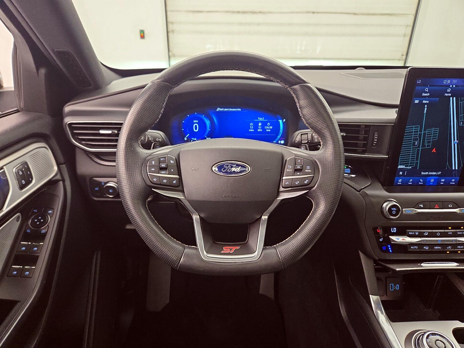 Thumbnail: 2020 Ford Explorer - 10