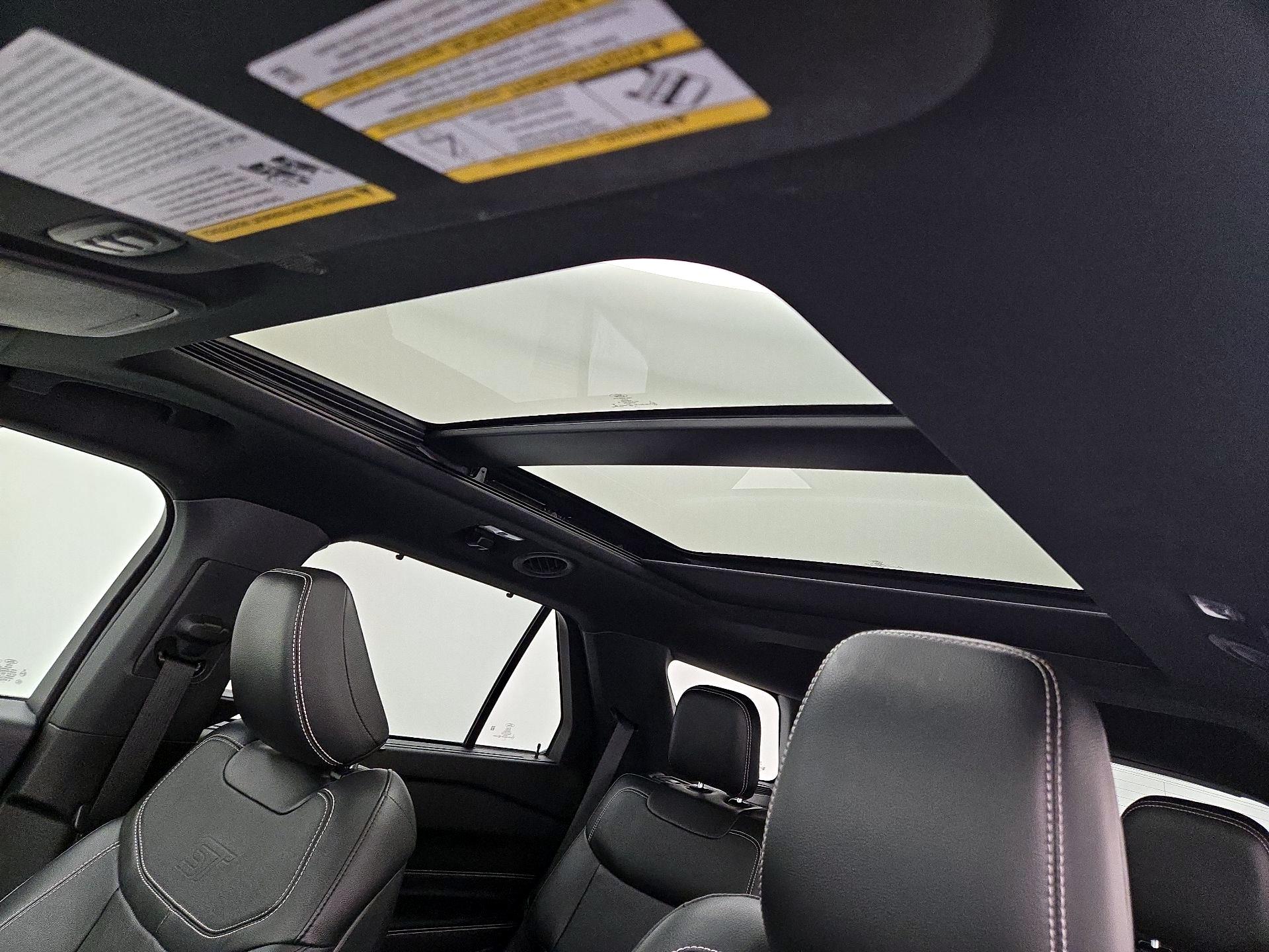Thumbnail: 2020 Ford Explorer - 20
