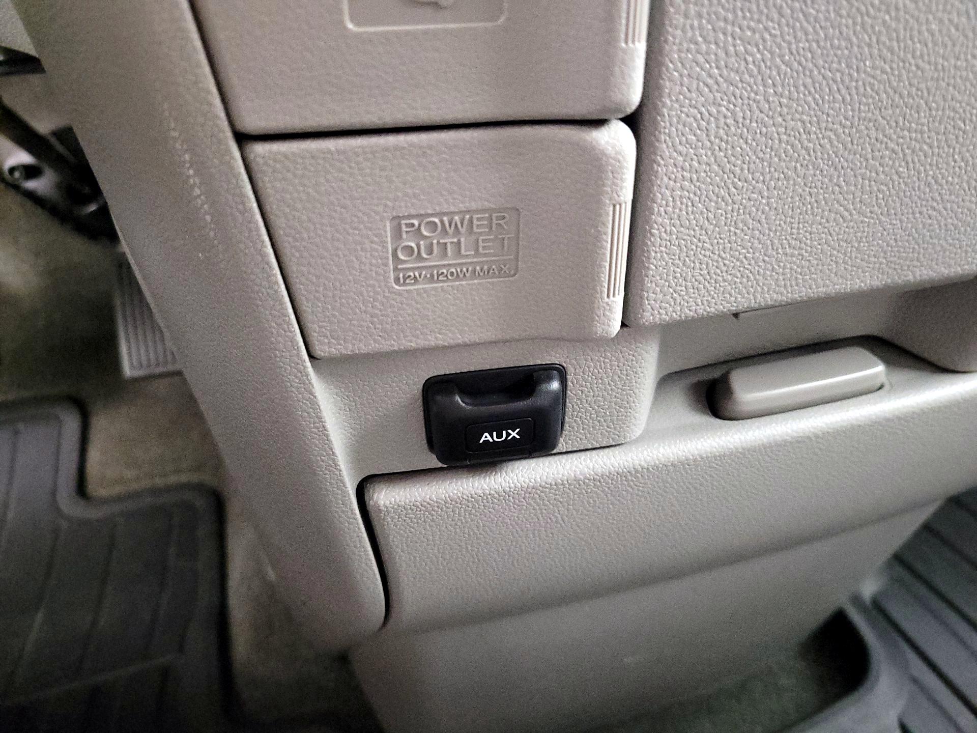 Thumbnail: 2015 Honda Odyssey - 18