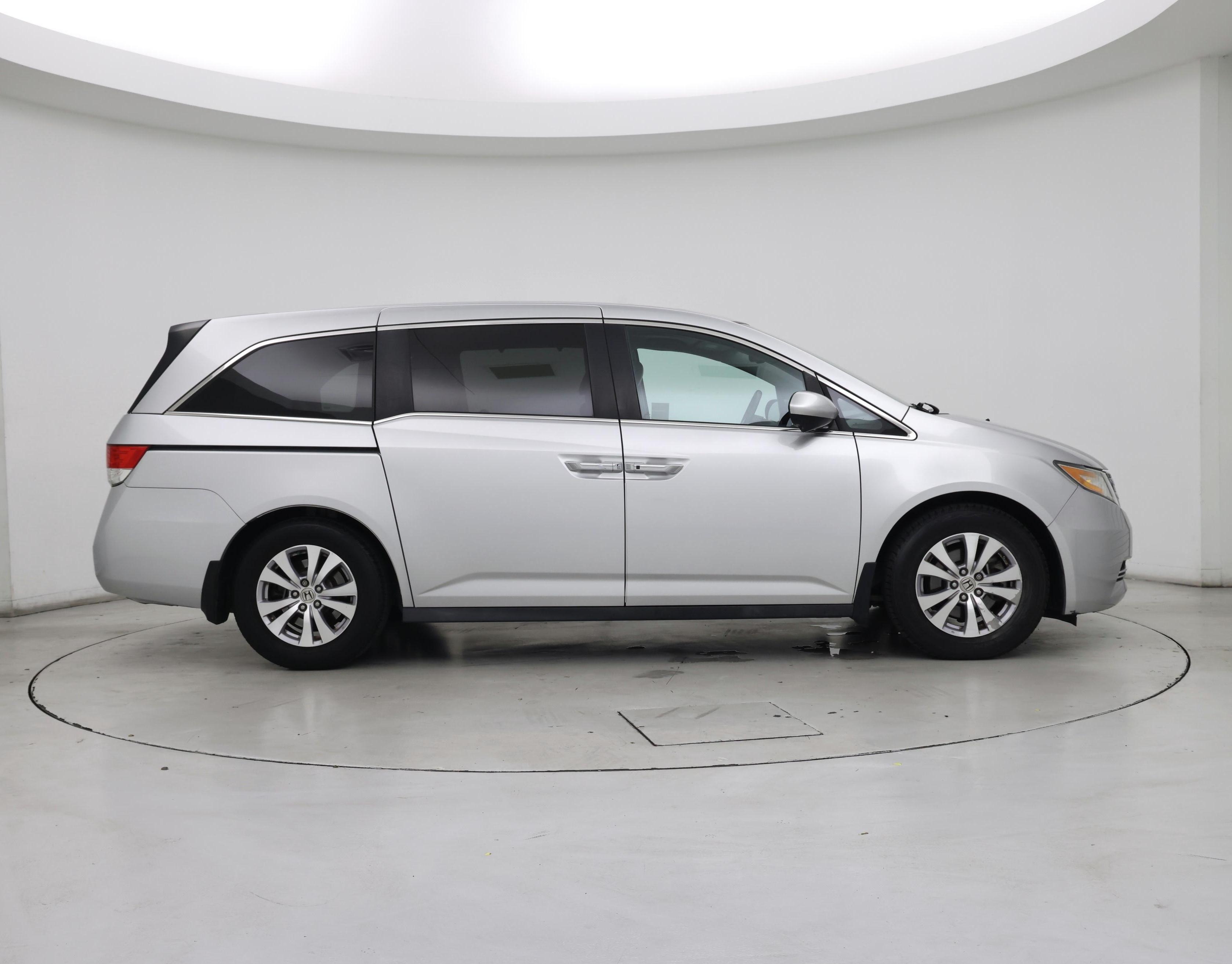 Thumbnail: 2015 Honda Odyssey - 7