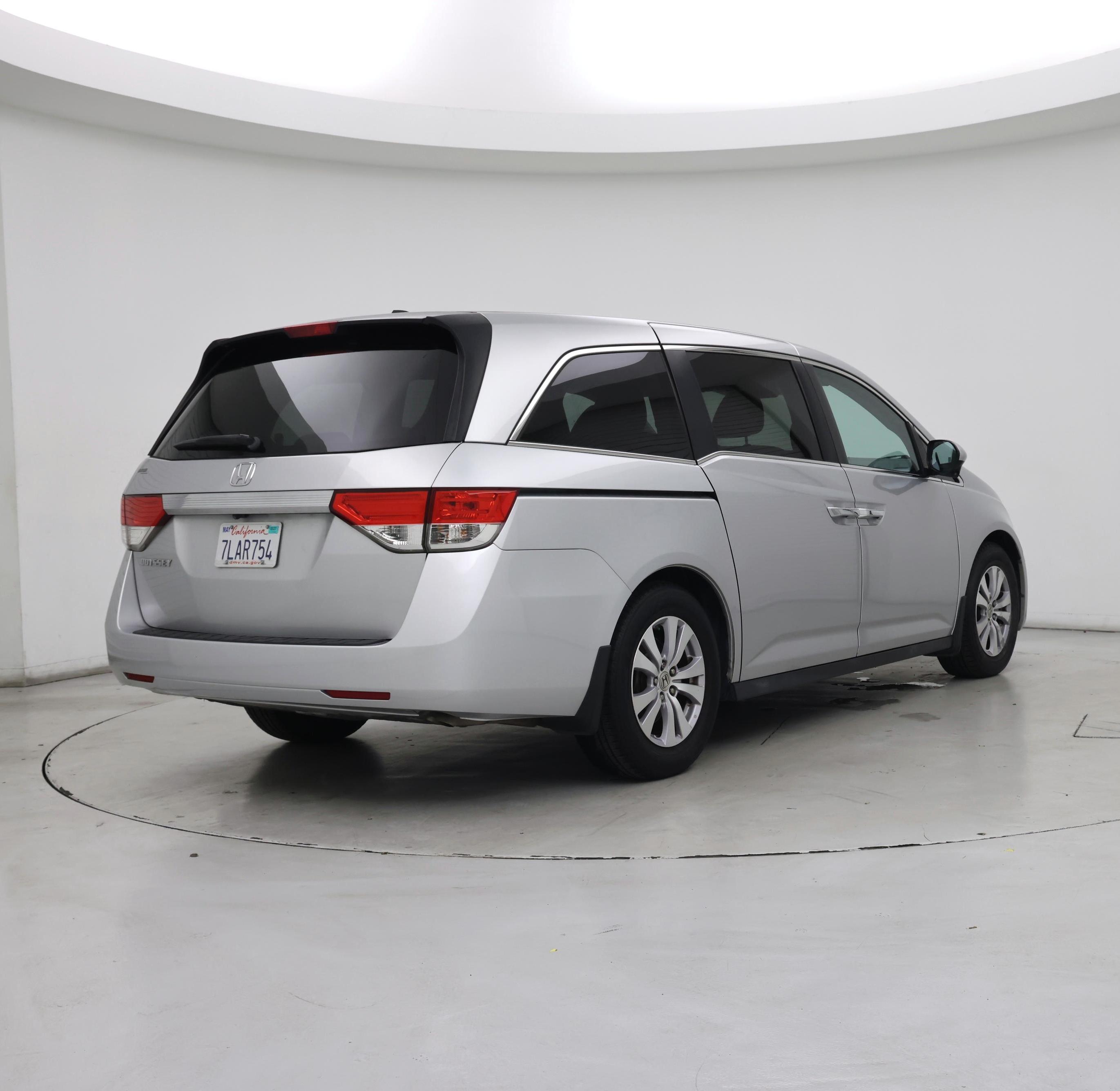 Thumbnail: 2015 Honda Odyssey - 8