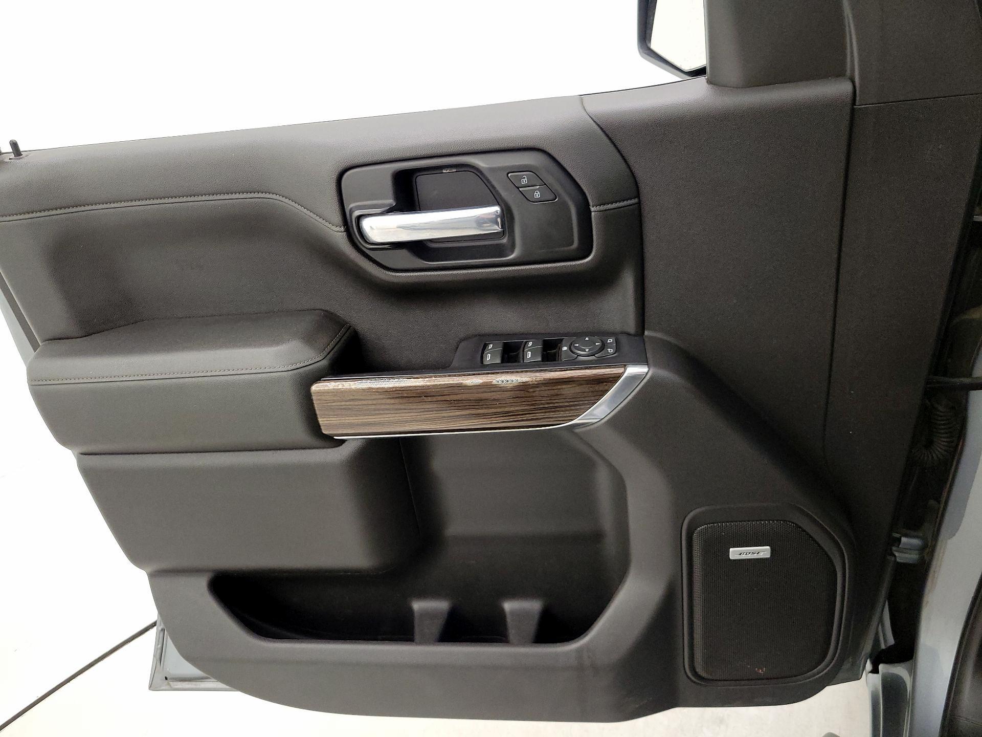 Thumbnail: 2020 Chevrolet Silverado 1500 - 12