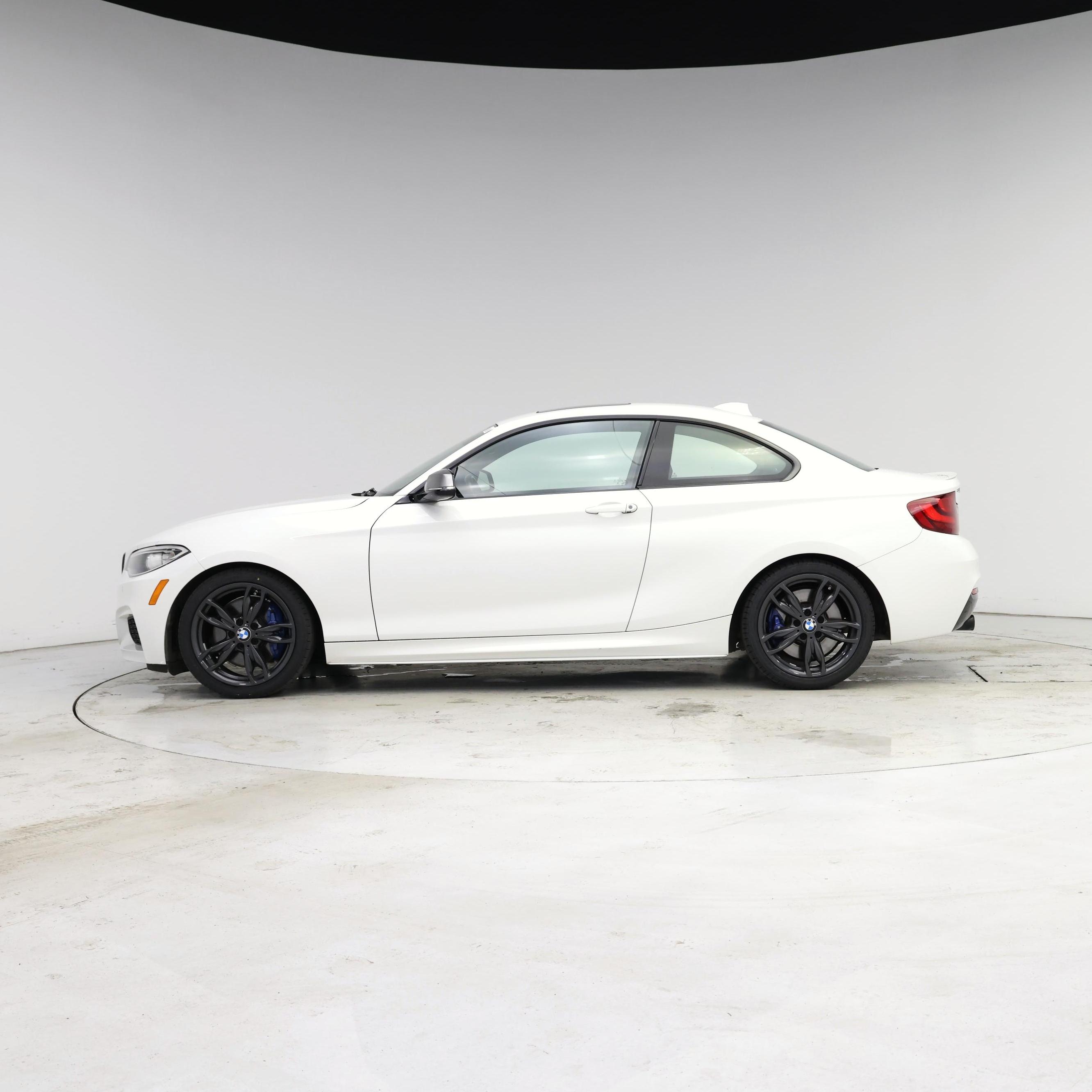 Thumbnail: 2017 BMW 2 Series - 3