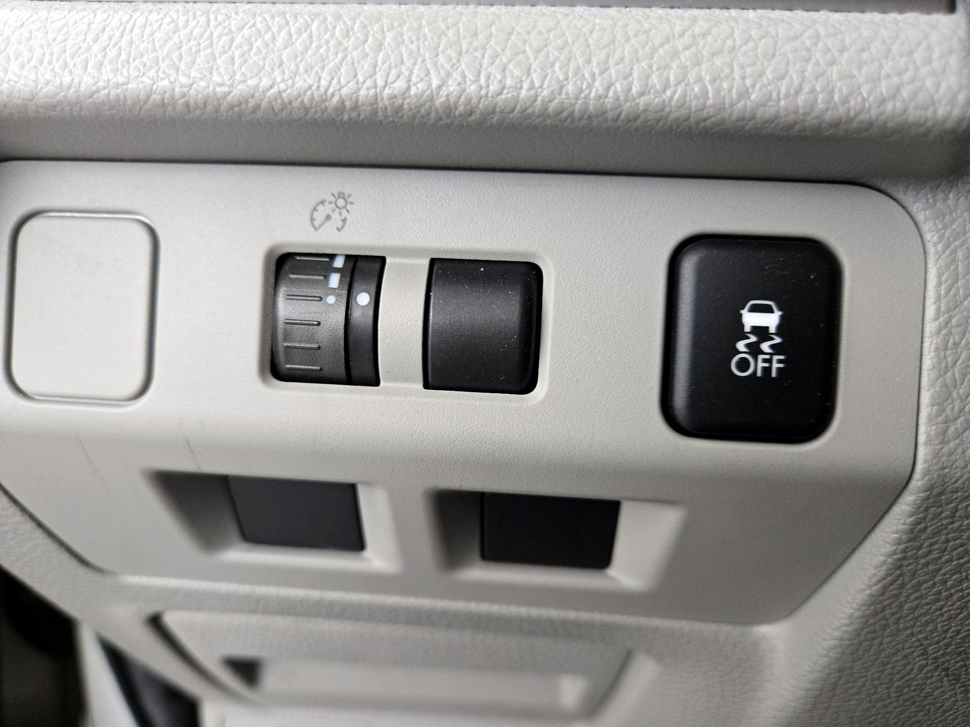 Thumbnail: 2014 Subaru Forester - 13
