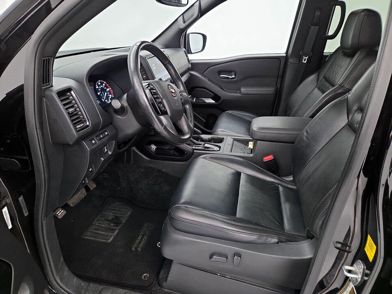 2022 Nissan Frontier PRO-4X - Photo 12
