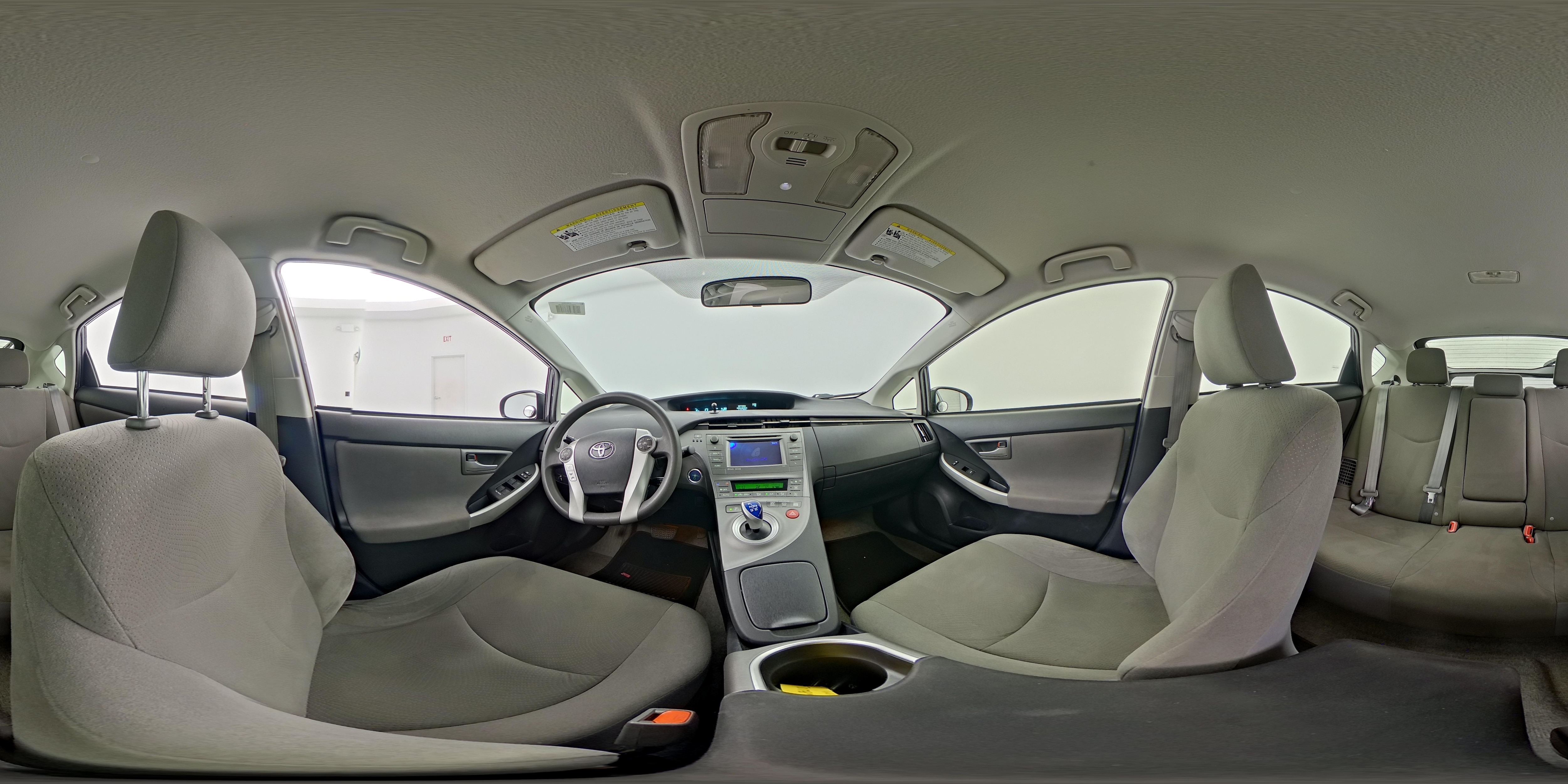 2014 Toyota Prius Three - Photo 24