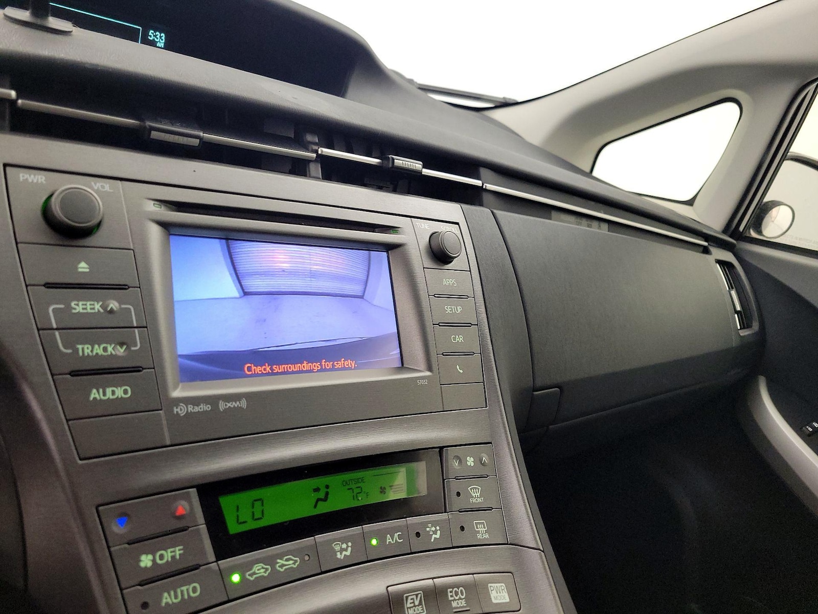 2014 Toyota Prius Three - Photo 15