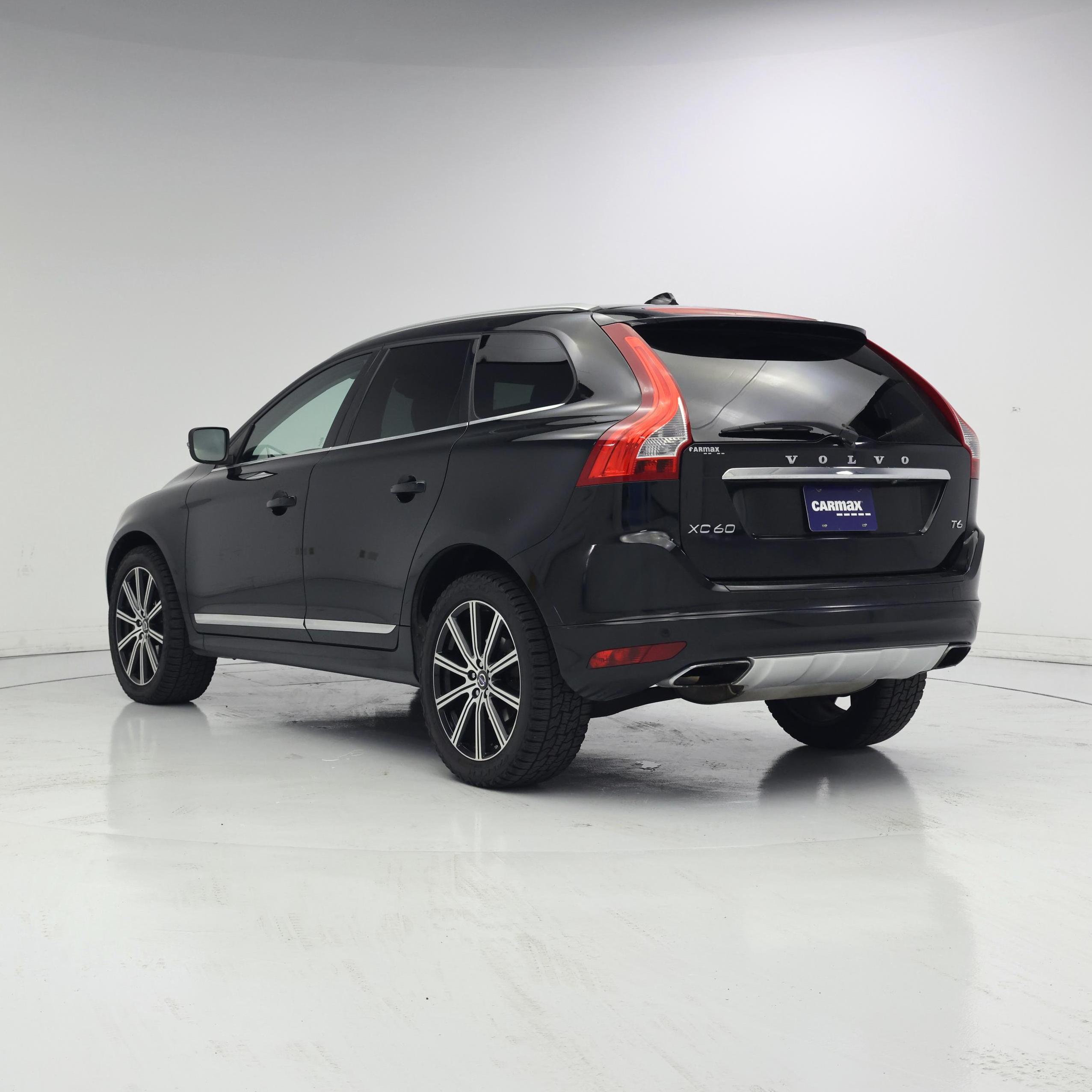Thumbnail: 2015 Volvo XC60 - 2