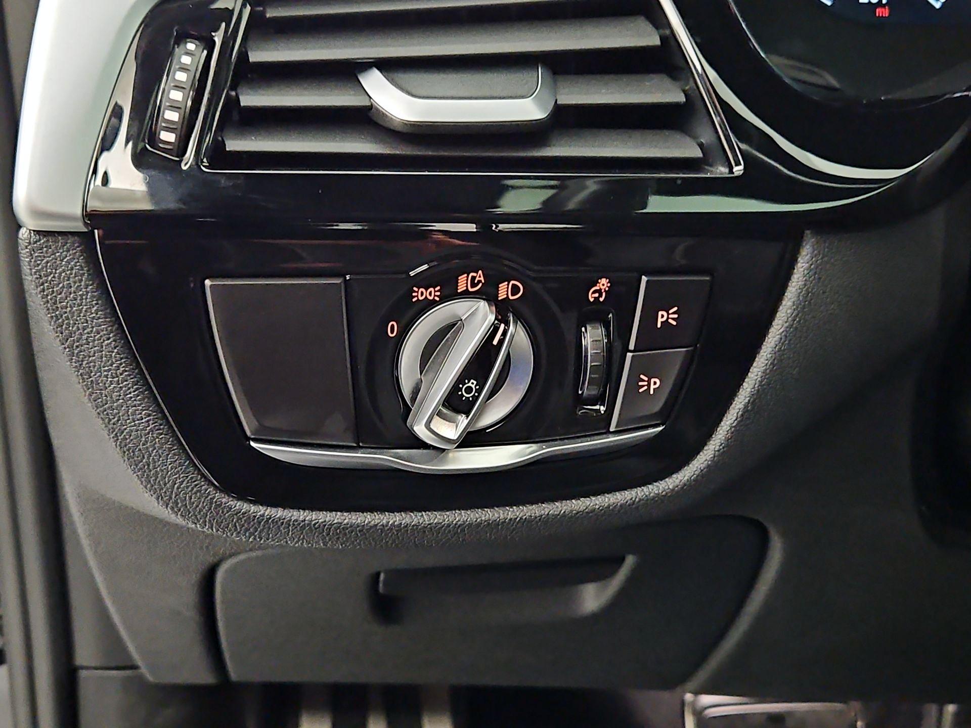 Thumbnail: 2019 BMW 6 Series - 13