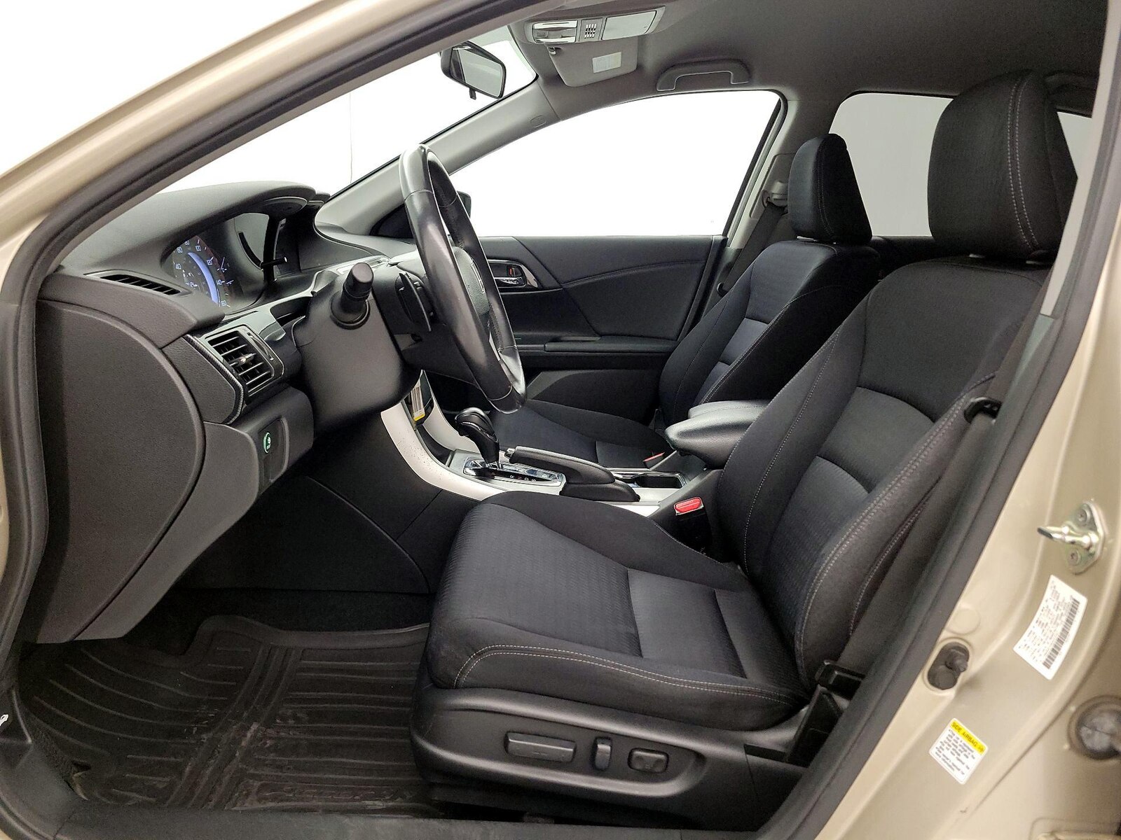 Power Seat(s) & Side Airbags
