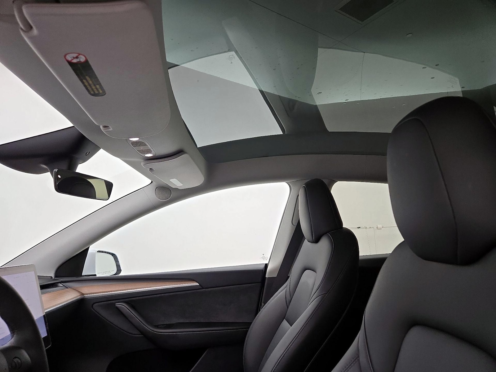 2023 Tesla Model Y Long Range - Photo 21