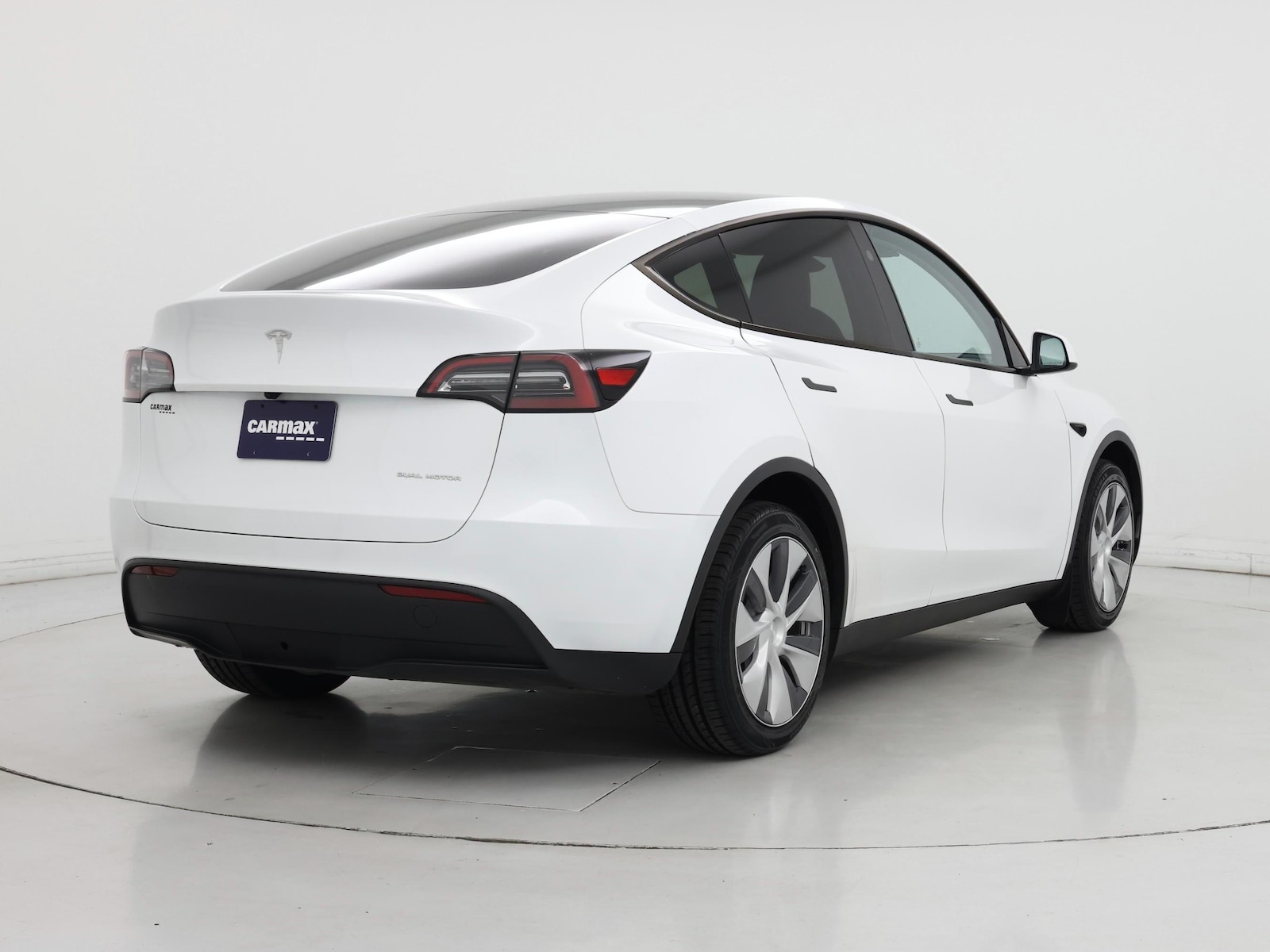 2023 Tesla Model Y Long Range - Photo 9