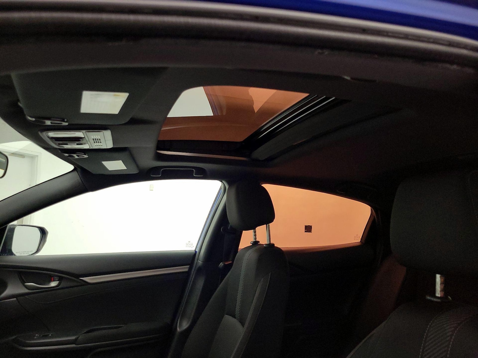 2018 Honda Civic Hatchback EX - Photo 18