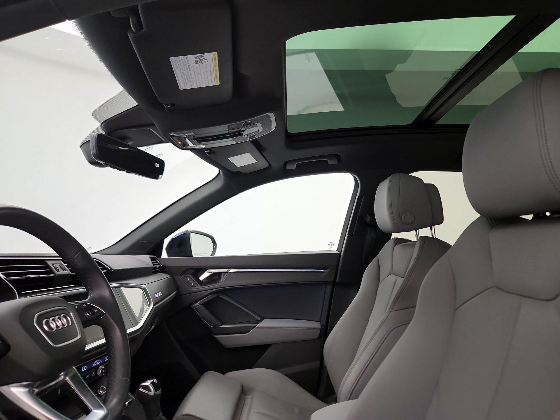 Thumbnail: 2024 Audi Q3 - 19