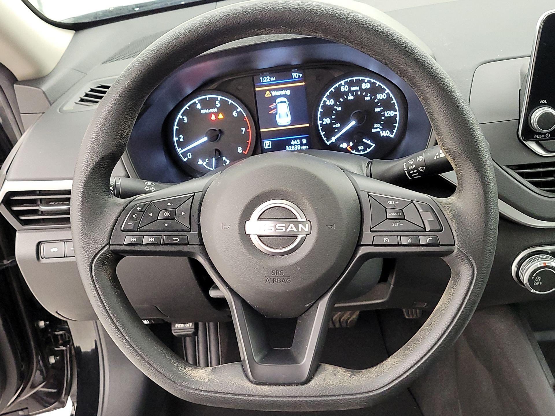 Thumbnail: 2025 Nissan Altima - 10