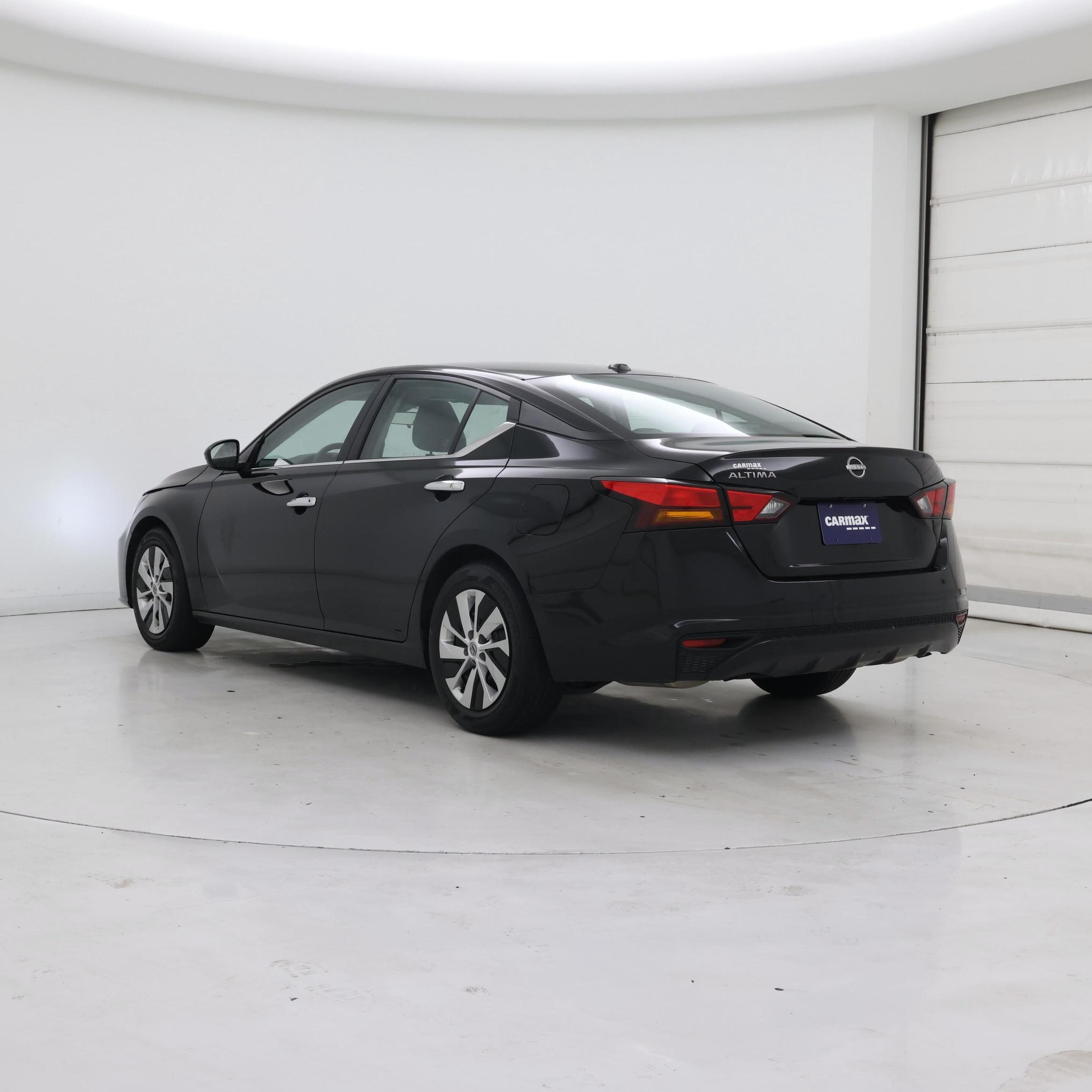 Thumbnail: 2025 Nissan Altima - 2
