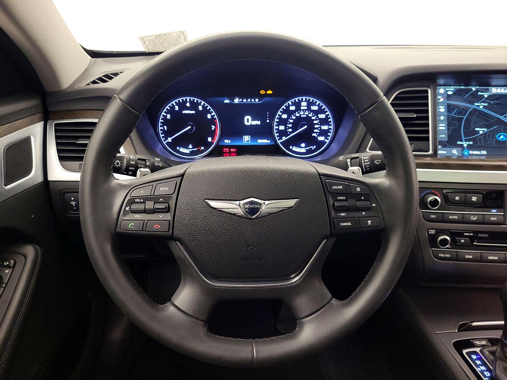 Thumbnail: 2017 Genesis G80 - 10
