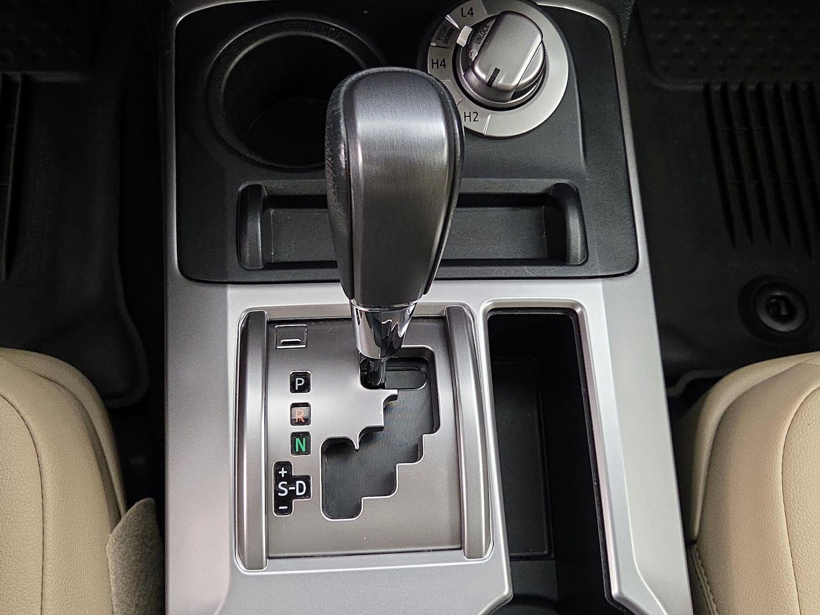 2023 Toyota 4Runner SR5 Premium - Photo 19