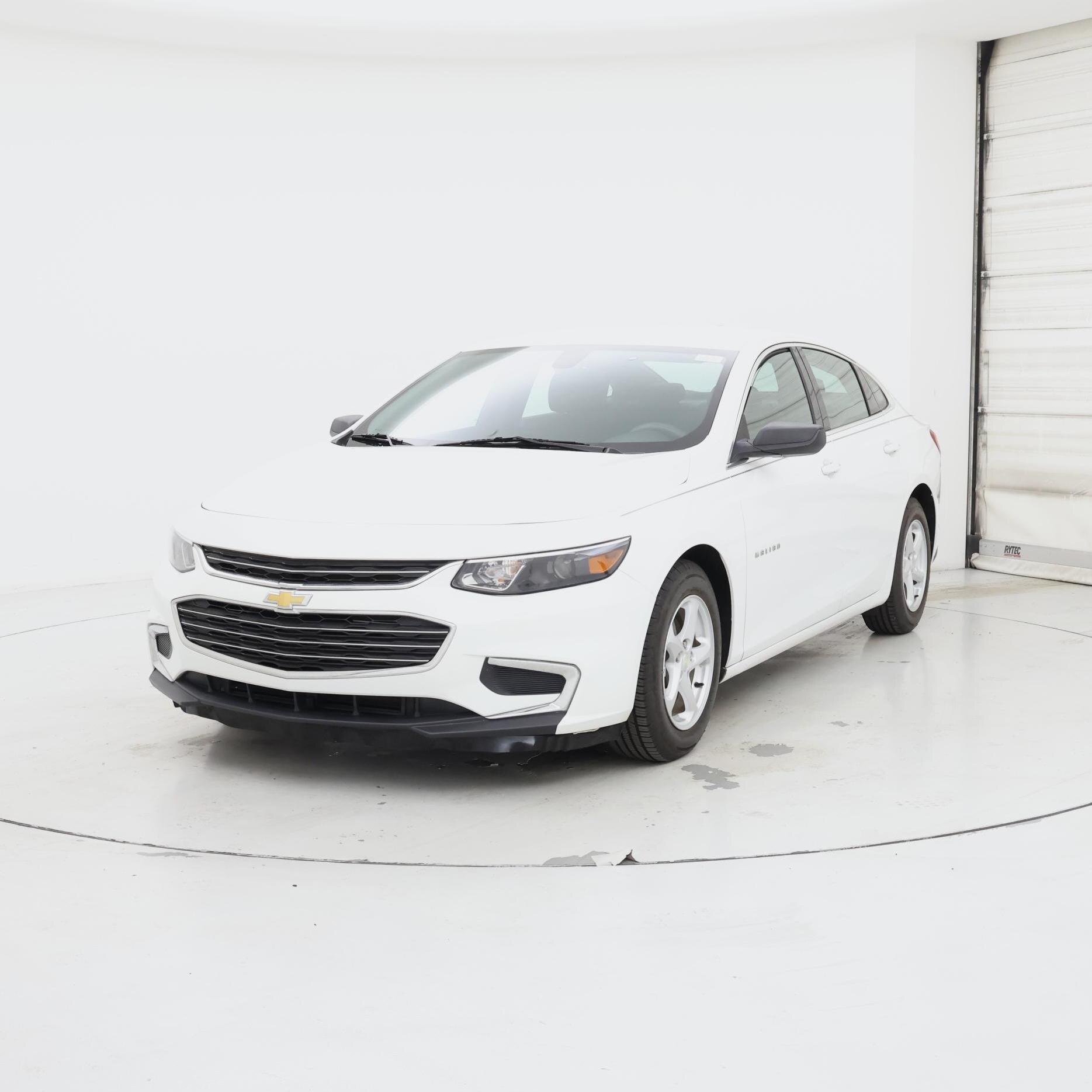 Thumbnail: 2017 Chevrolet Malibu - 4