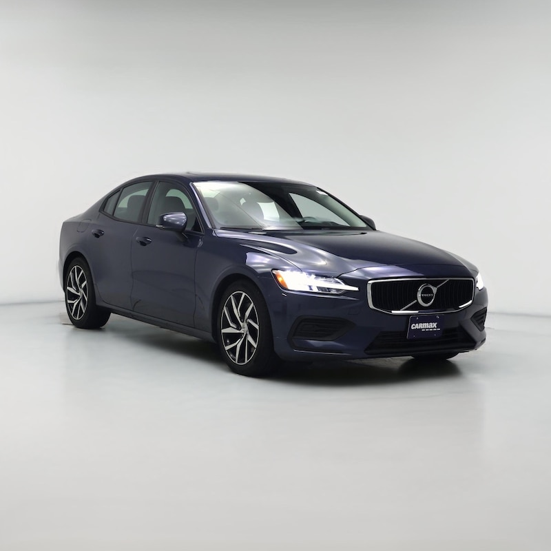 2020 Volvo S60 T6 Momentum