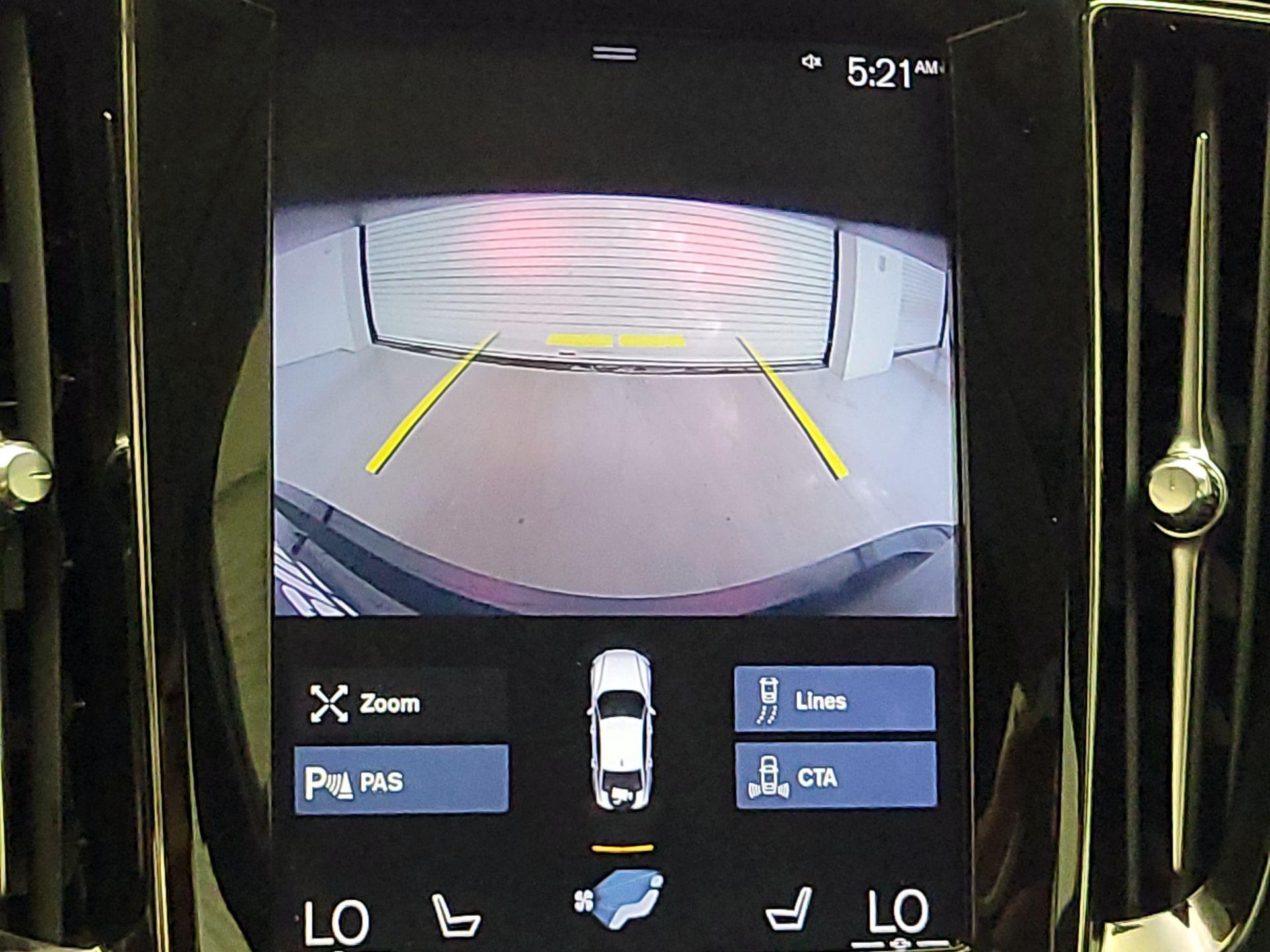 Thumbnail: 2020 Volvo S60 - 15