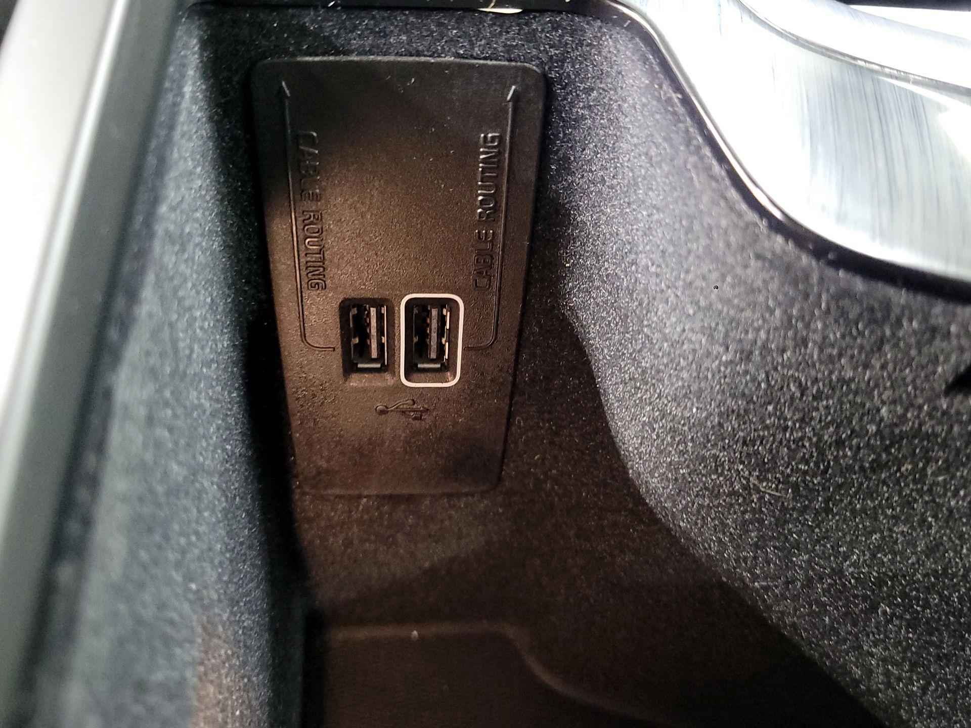 Thumbnail: 2020 Volvo S60 - 19