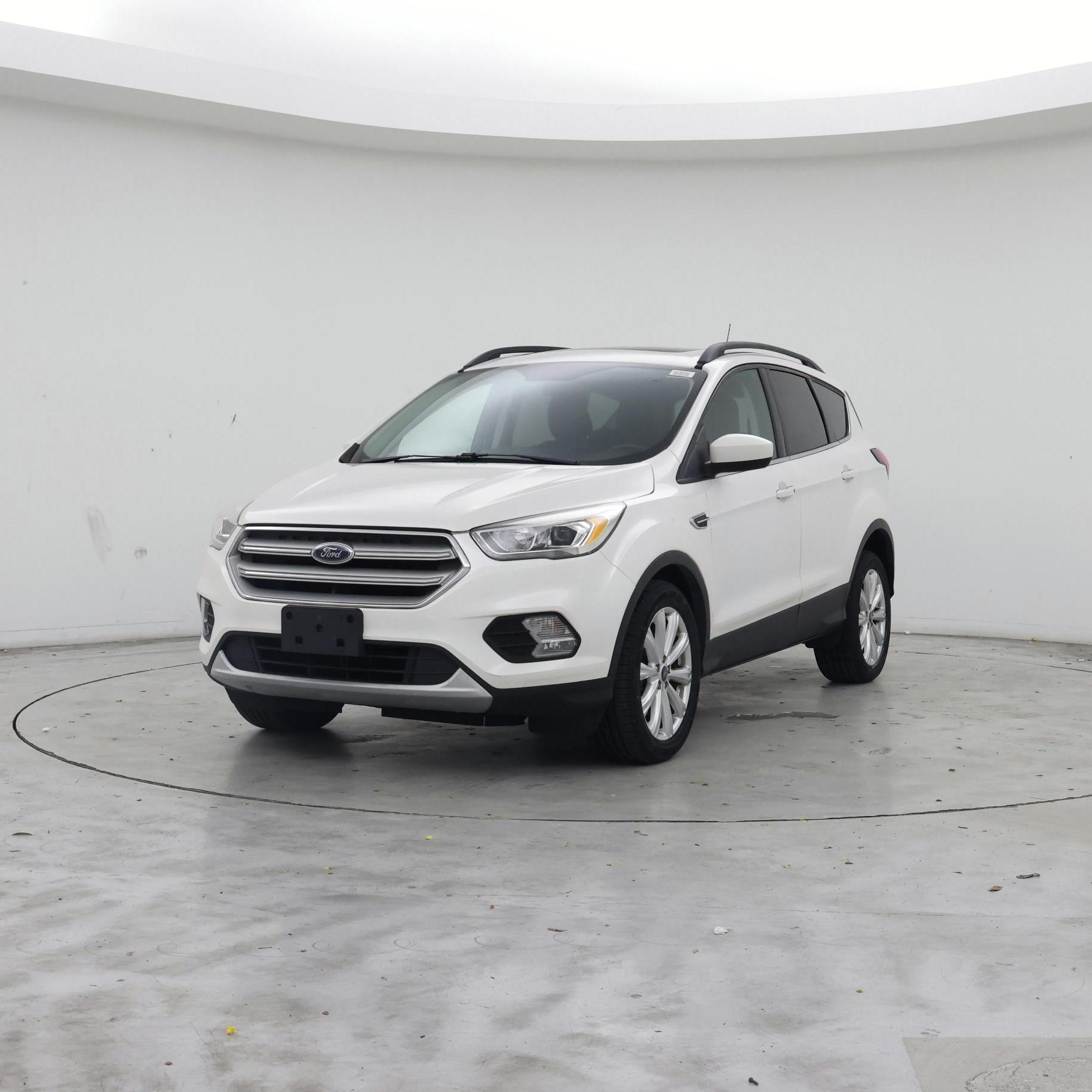 Thumbnail: 2019 Ford Escape - 4