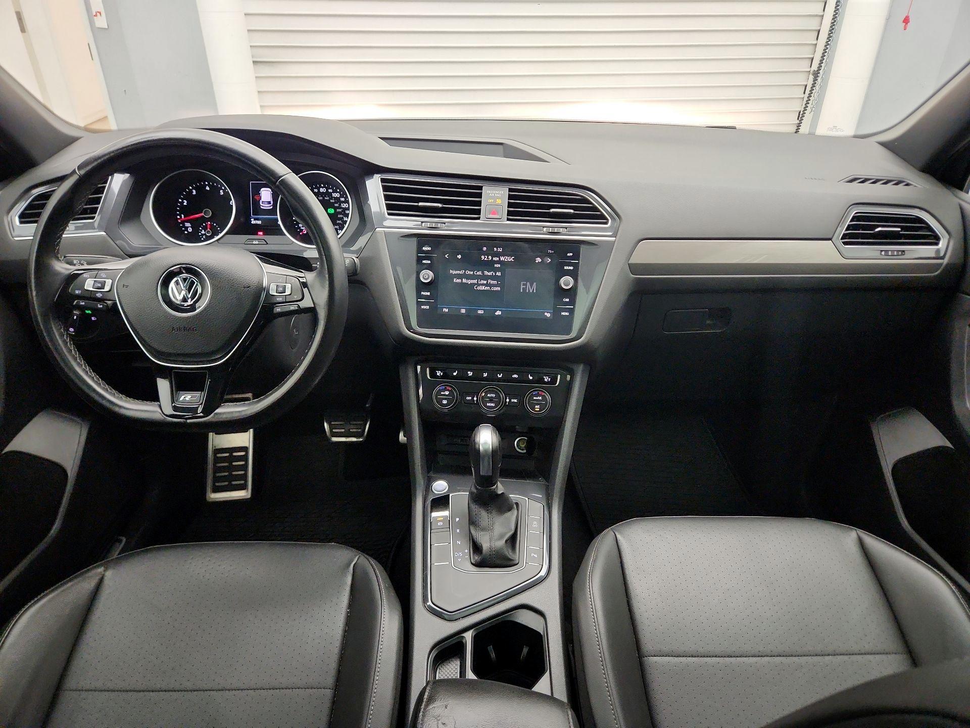 Thumbnail: 2020 Volkswagen Tiguan - 9