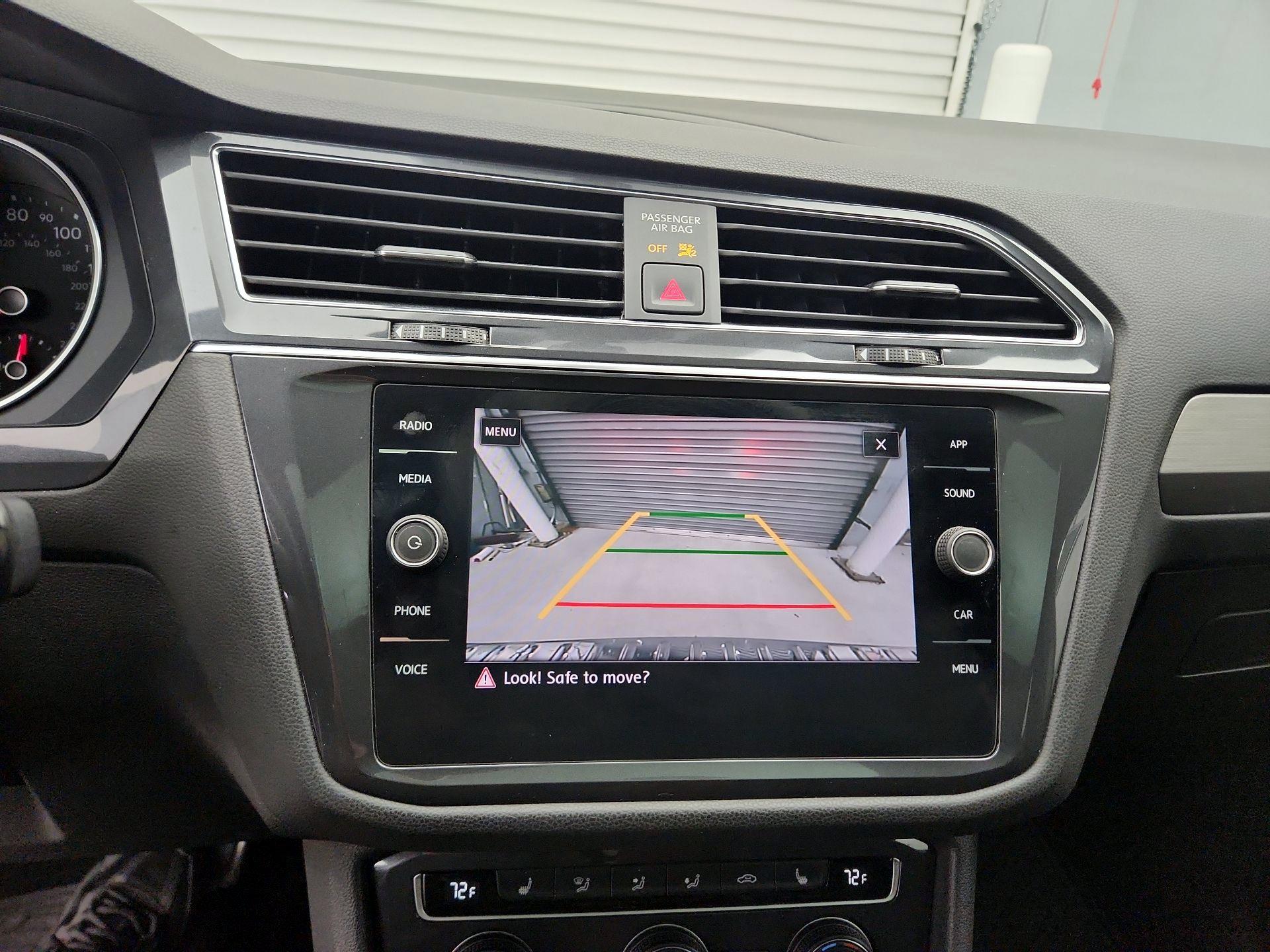 Thumbnail: 2020 Volkswagen Tiguan - 14