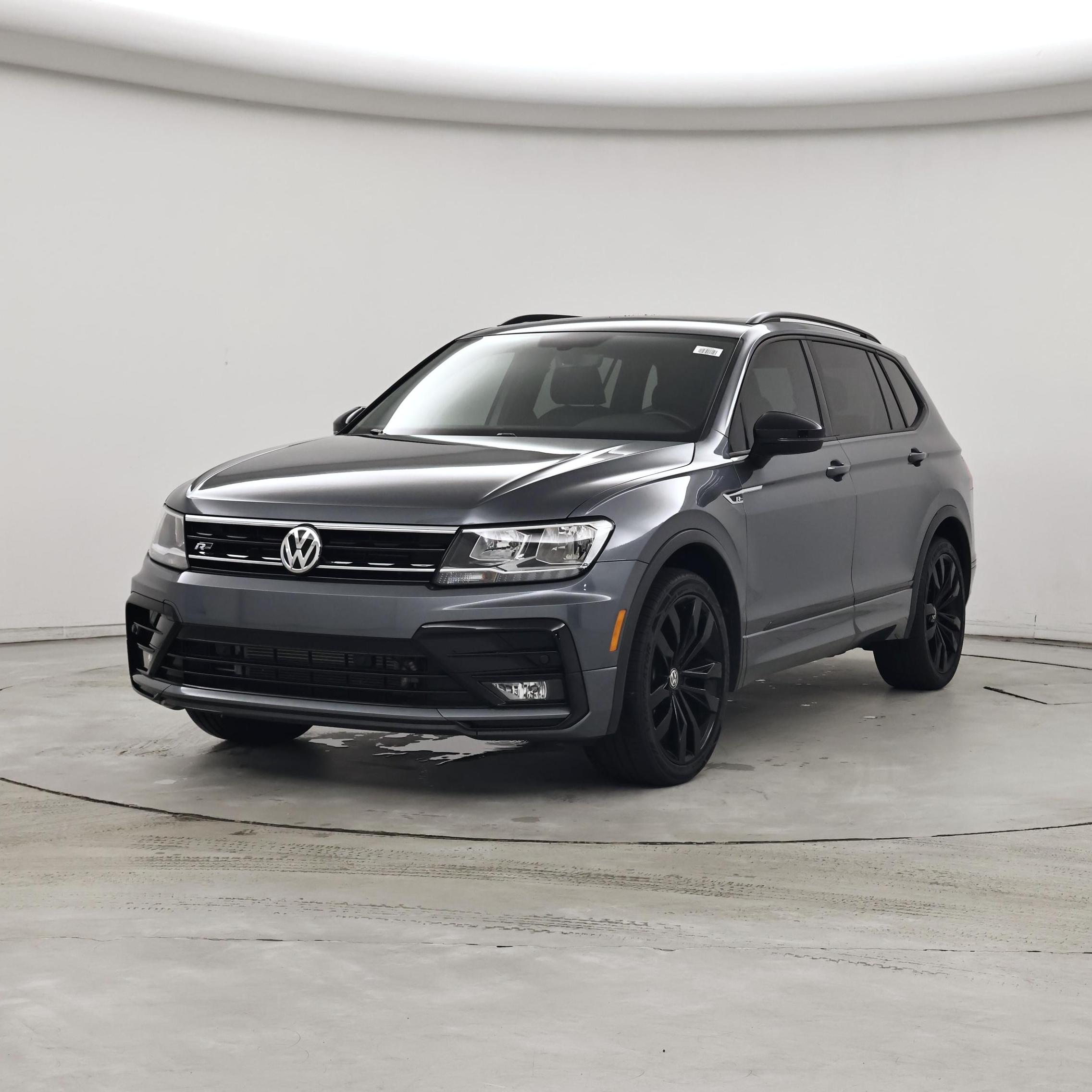 Thumbnail: 2020 Volkswagen Tiguan - 4