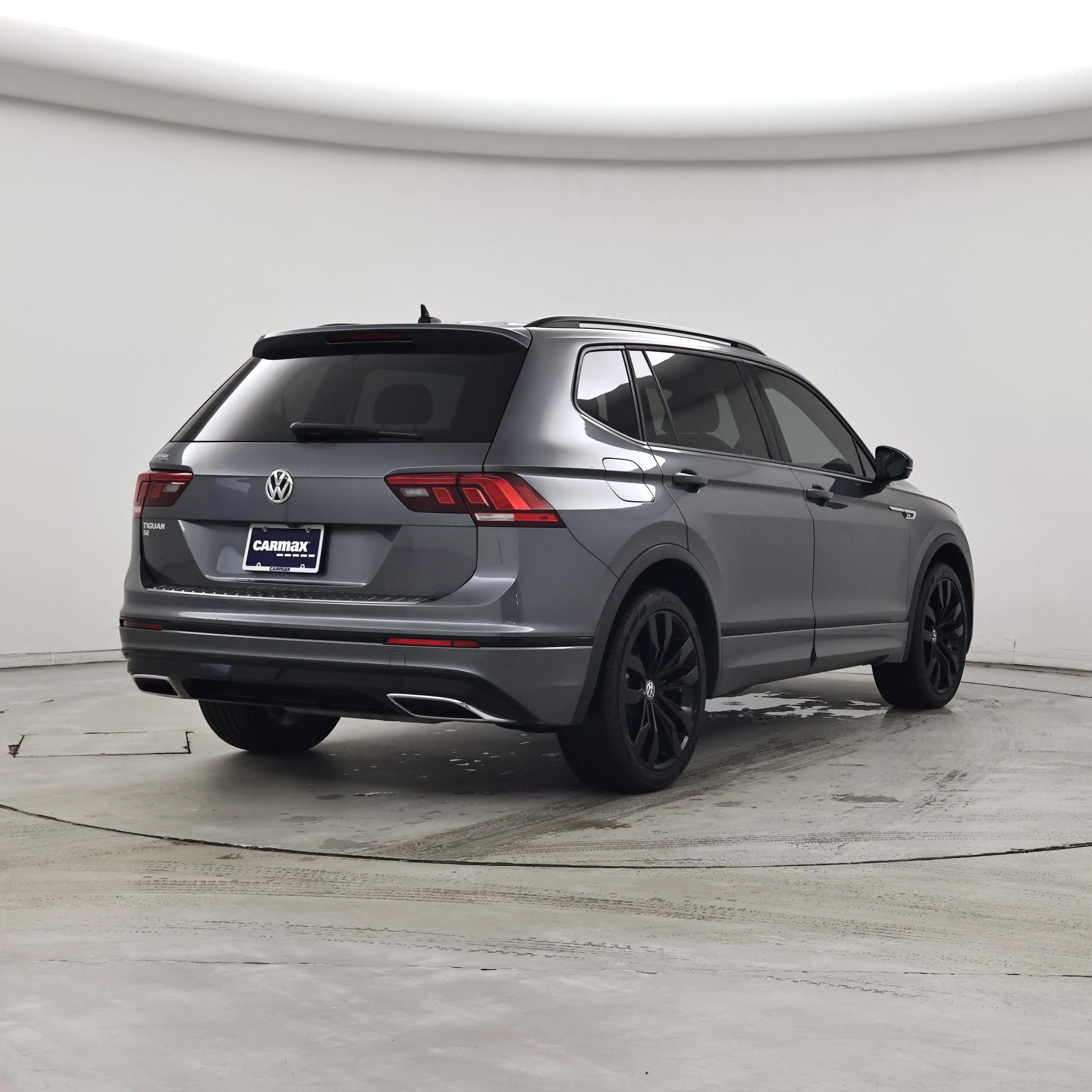 Thumbnail: 2020 Volkswagen Tiguan - 8