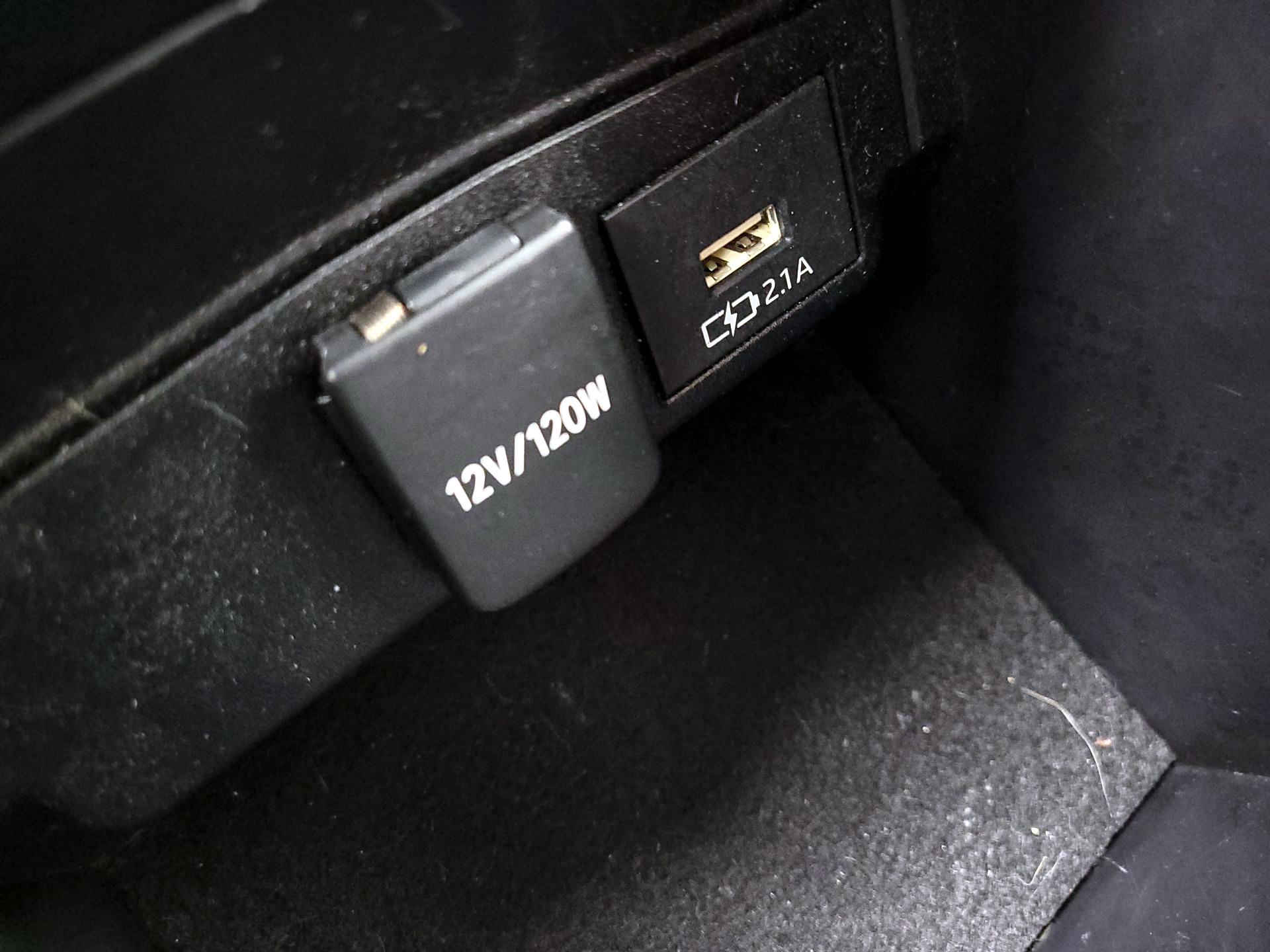 Thumbnail: 2021 Toyota Corolla - 18