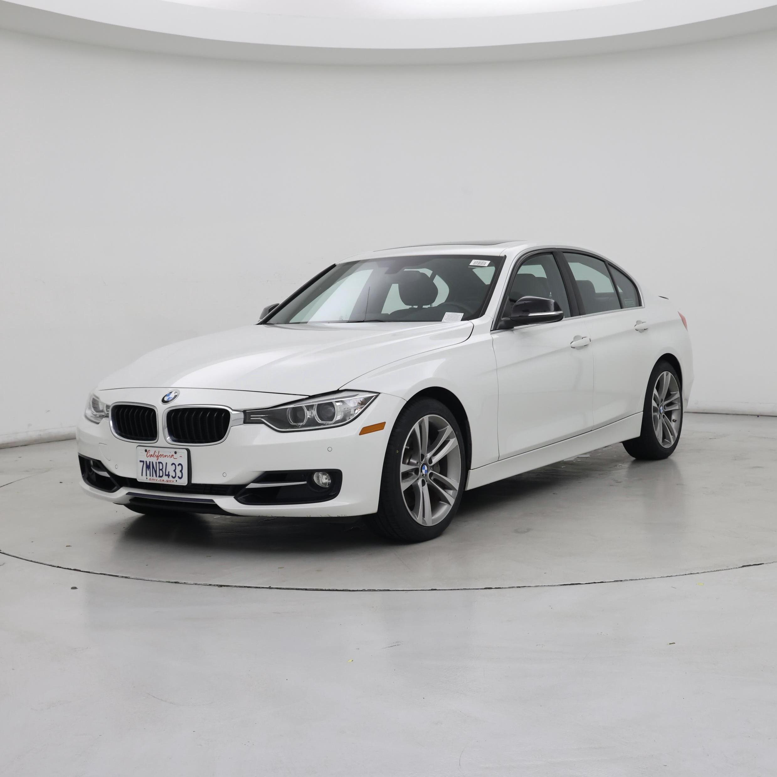 Thumbnail: 2015 BMW 3 Series - 4