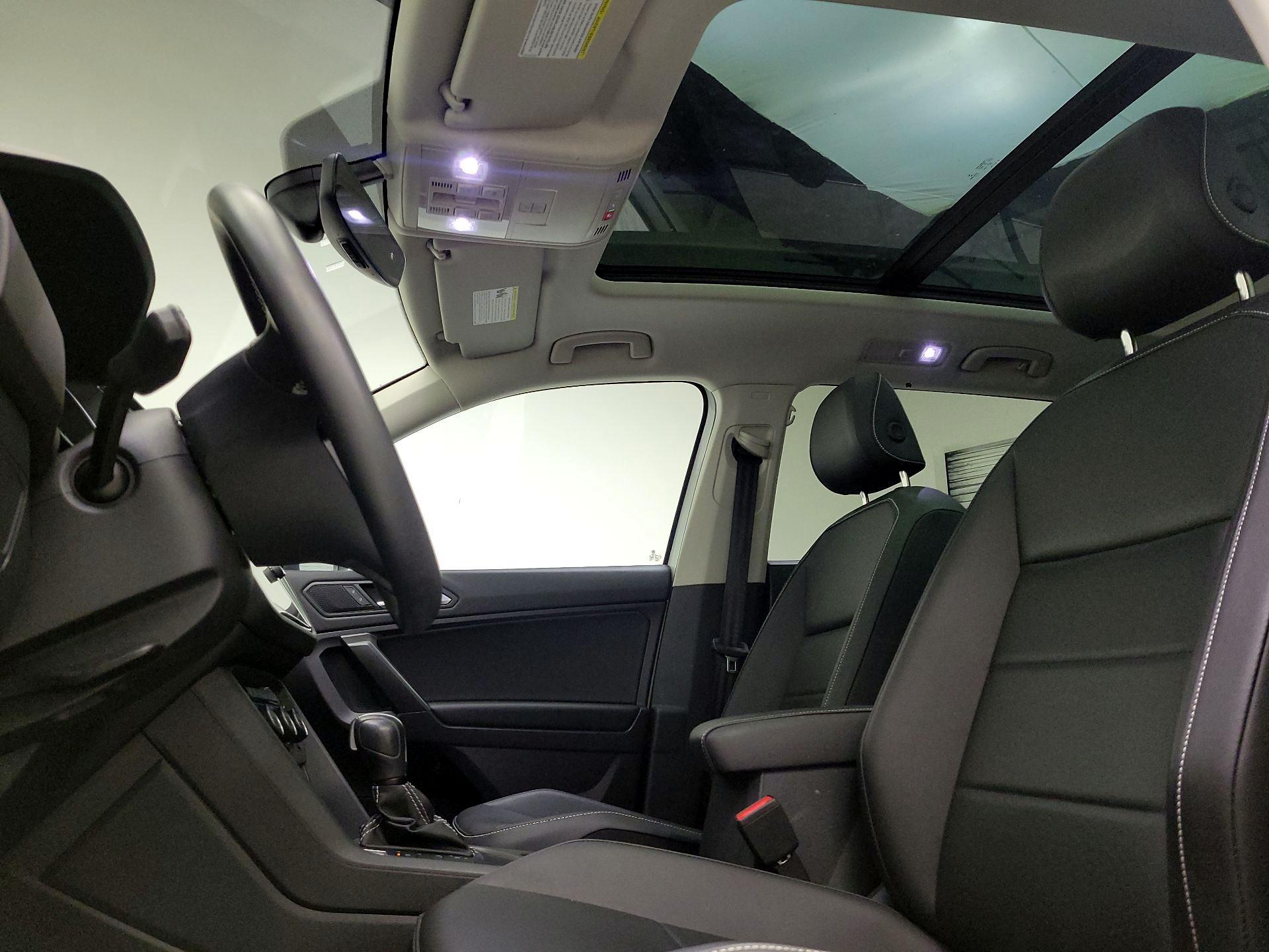 Thumbnail: 2021 Volkswagen Tiguan - 19
