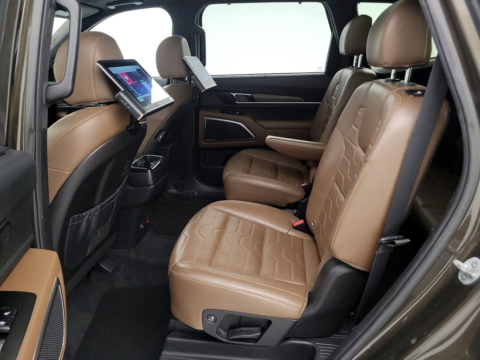 Rear Air Conditioning