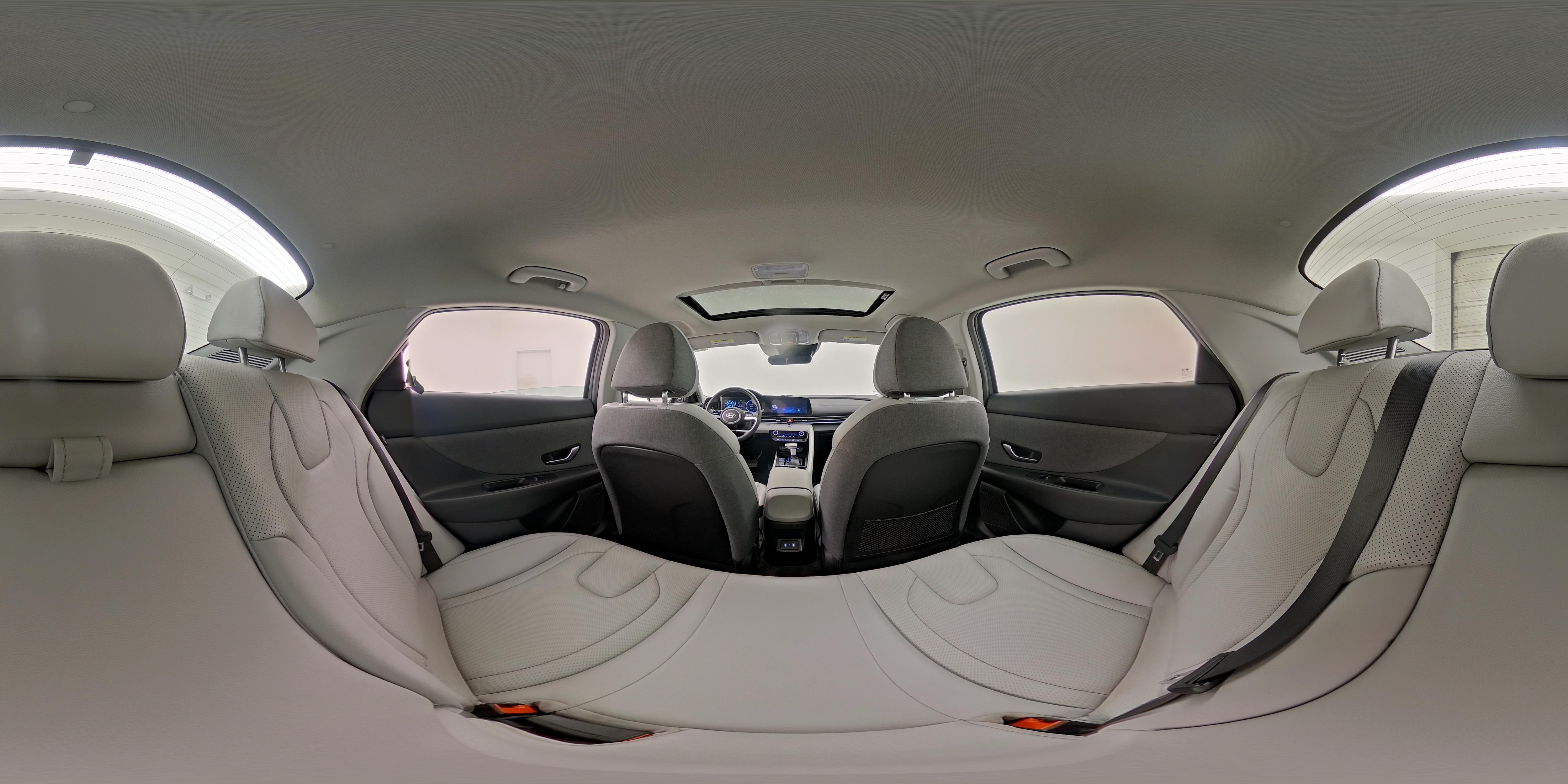 2024 Hyundai Elantra Limited - Photo 27