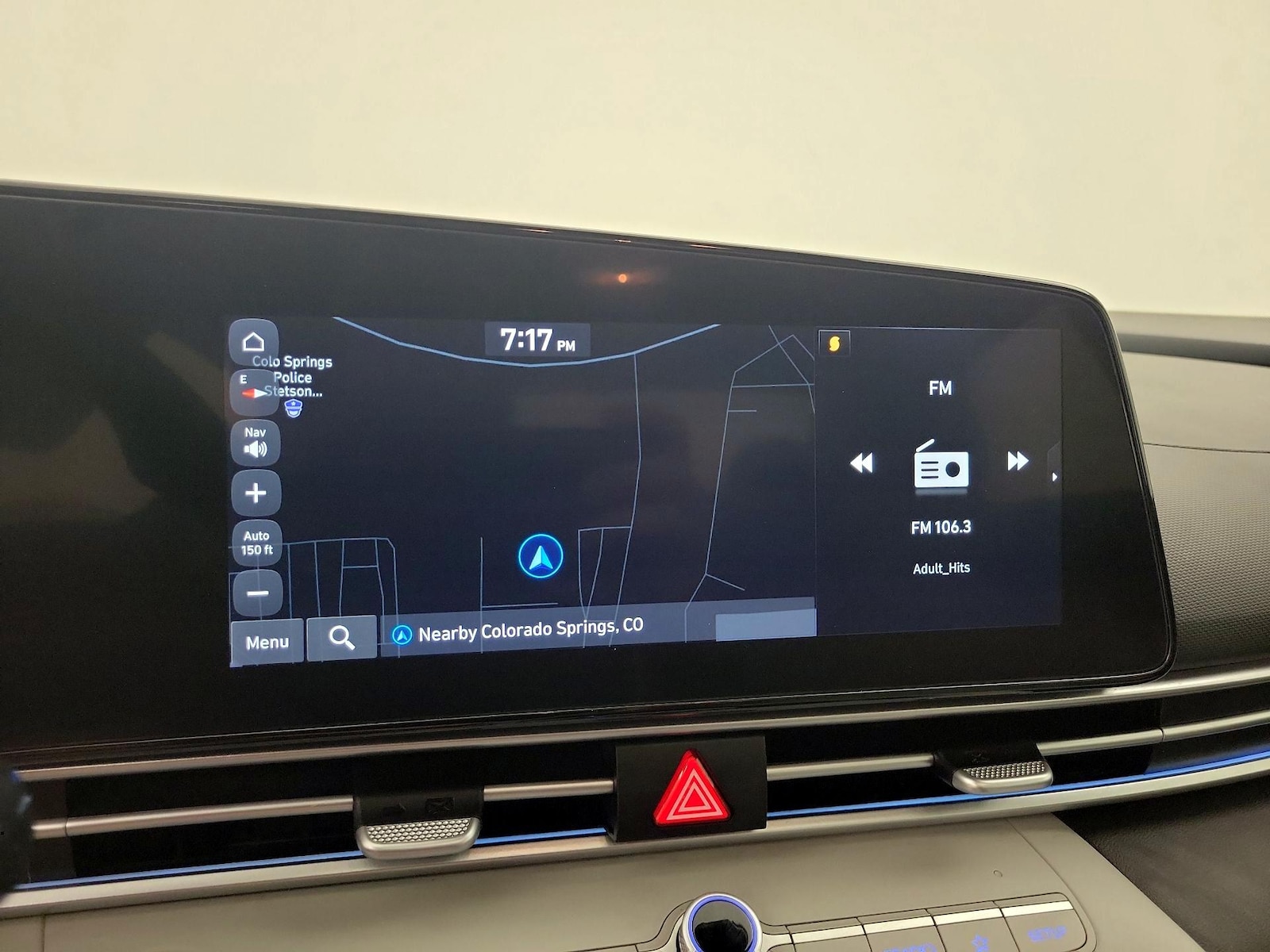 2024 Hyundai Elantra Limited - Photo 15