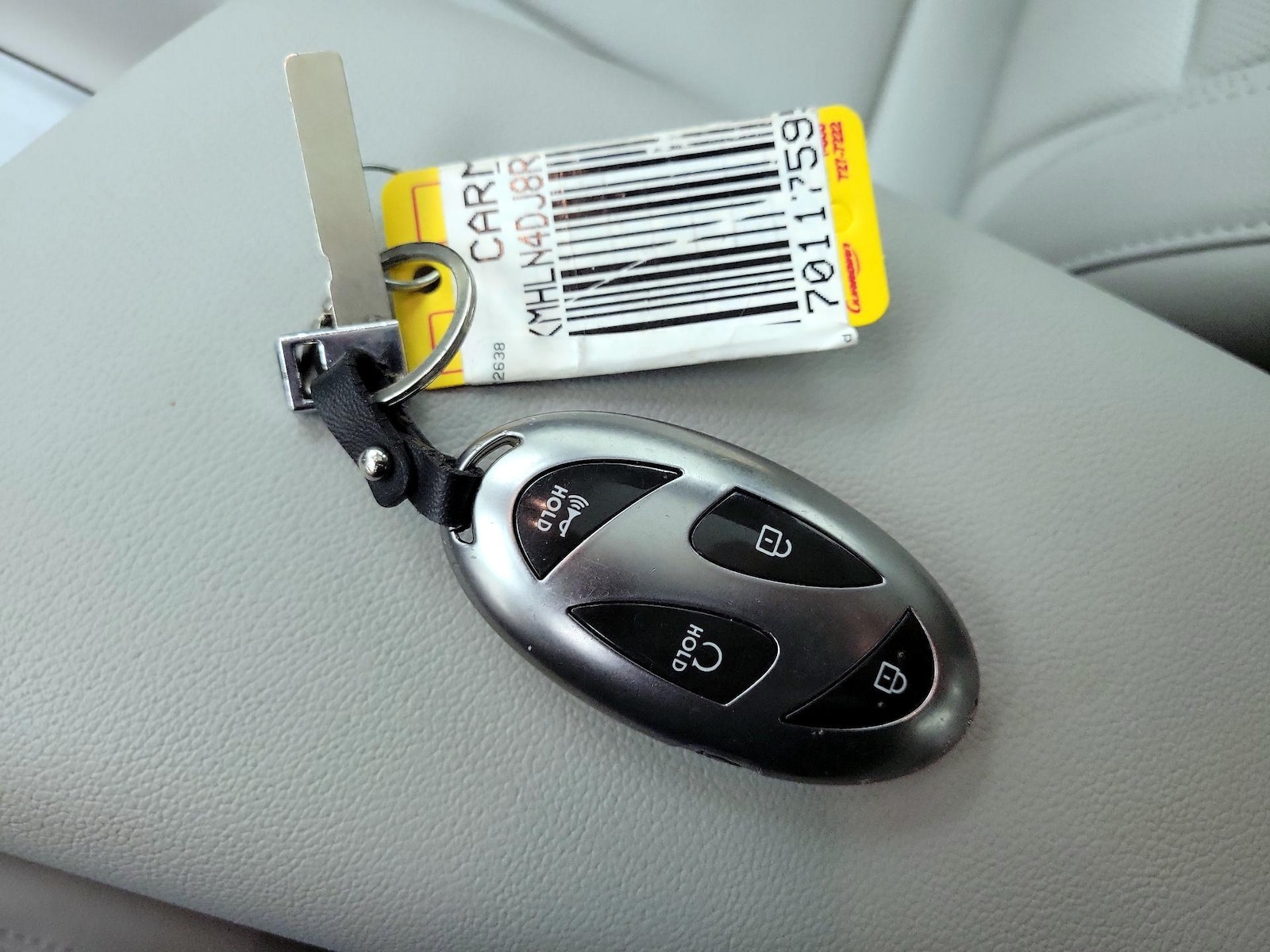 2024 Hyundai Elantra Limited - Photo 25