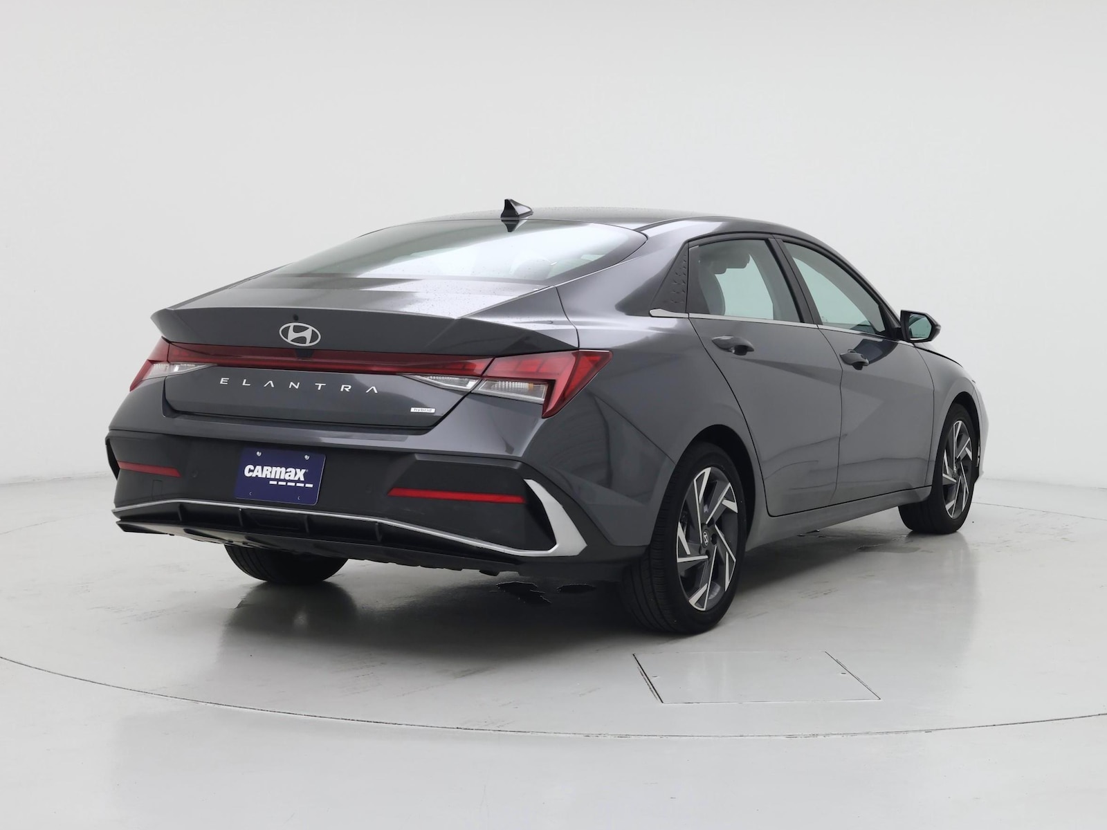2024 Hyundai Elantra Limited - Photo 9