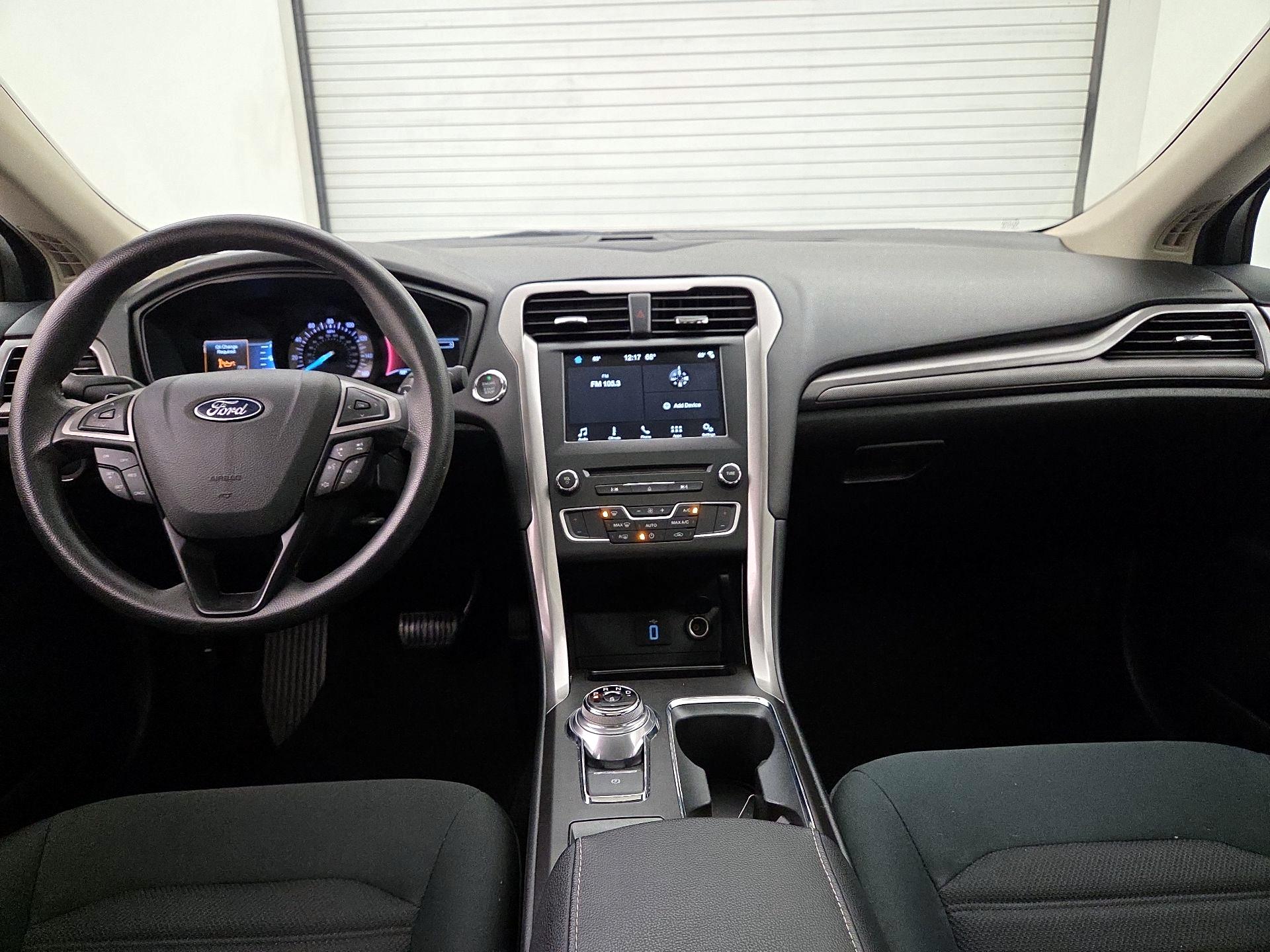 Thumbnail: 2018 Ford Fusion - 9