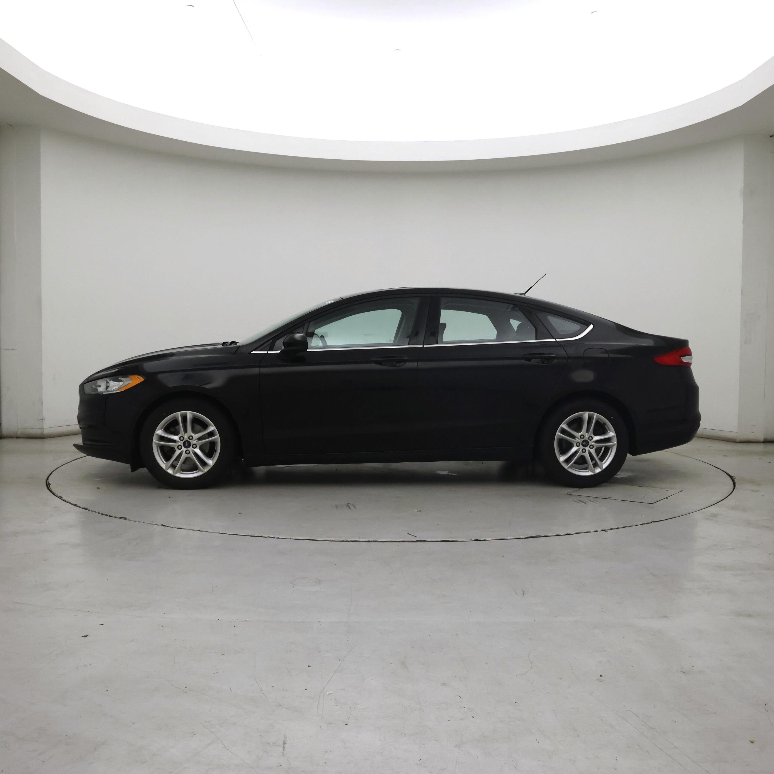 Thumbnail: 2018 Ford Fusion - 3